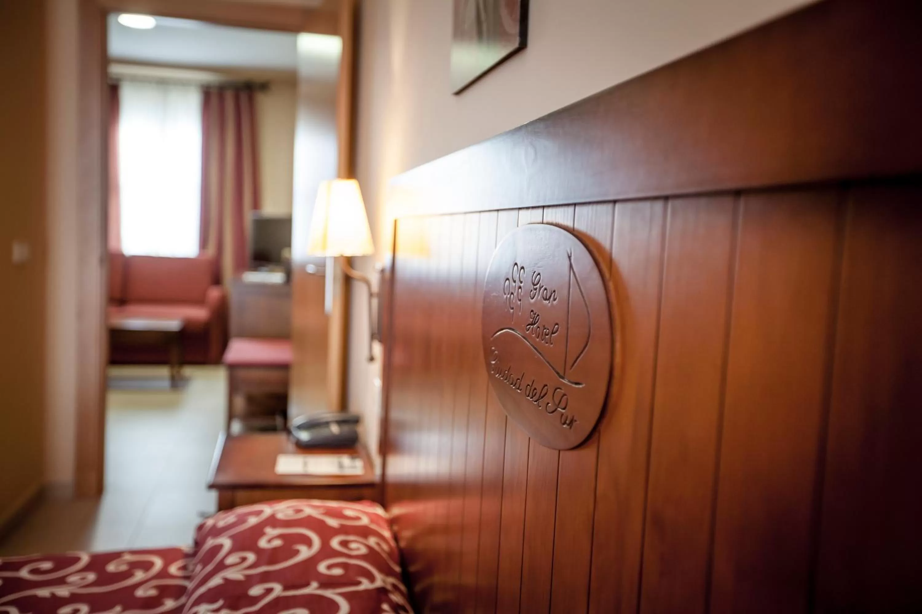 Property logo or sign, Bed in Gran Hotel Ciudad Del Sur