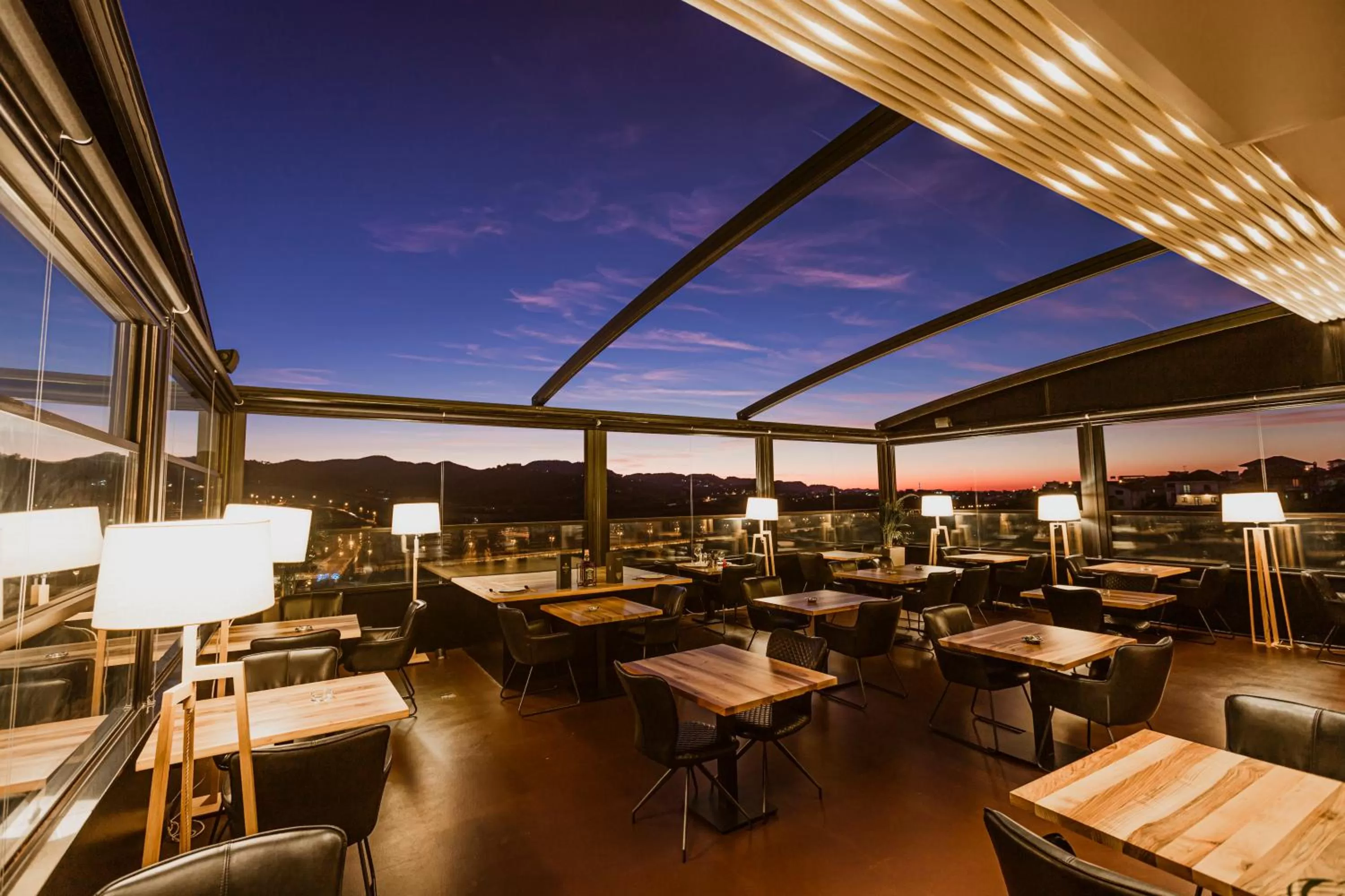 Restaurant/Places to Eat in Privilege Hotel & Spa