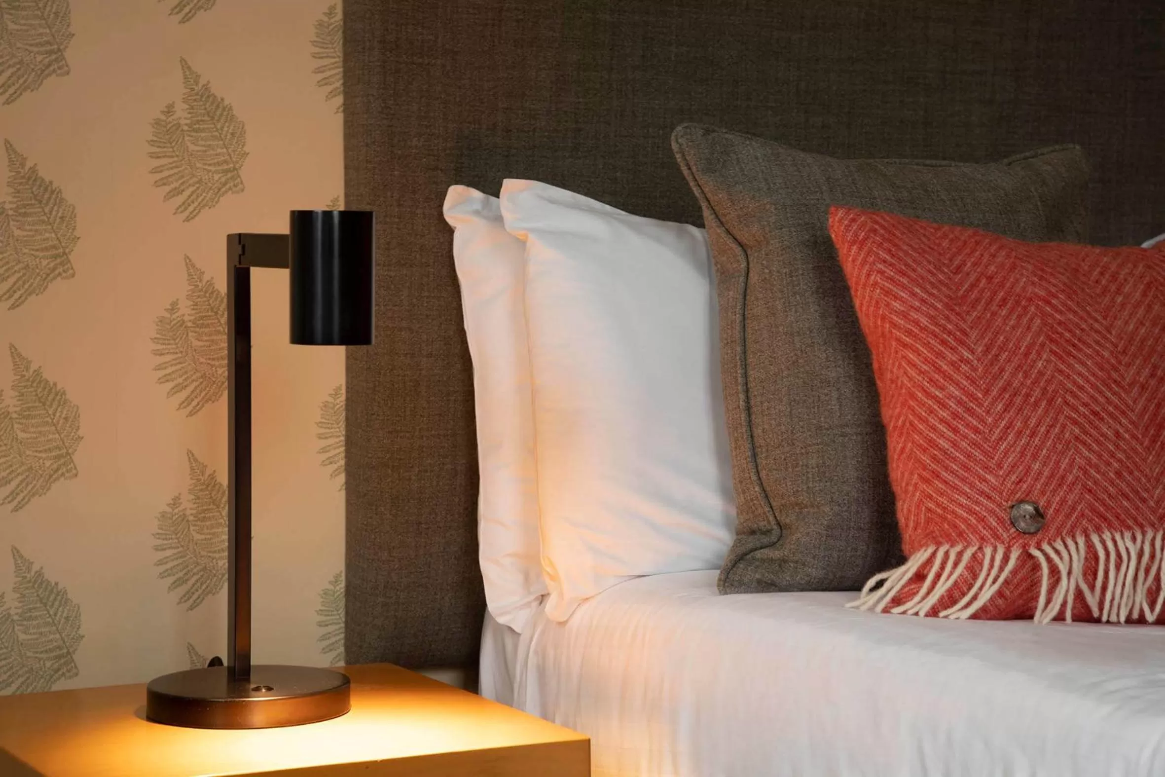 Bed in The Murray Park Hotel