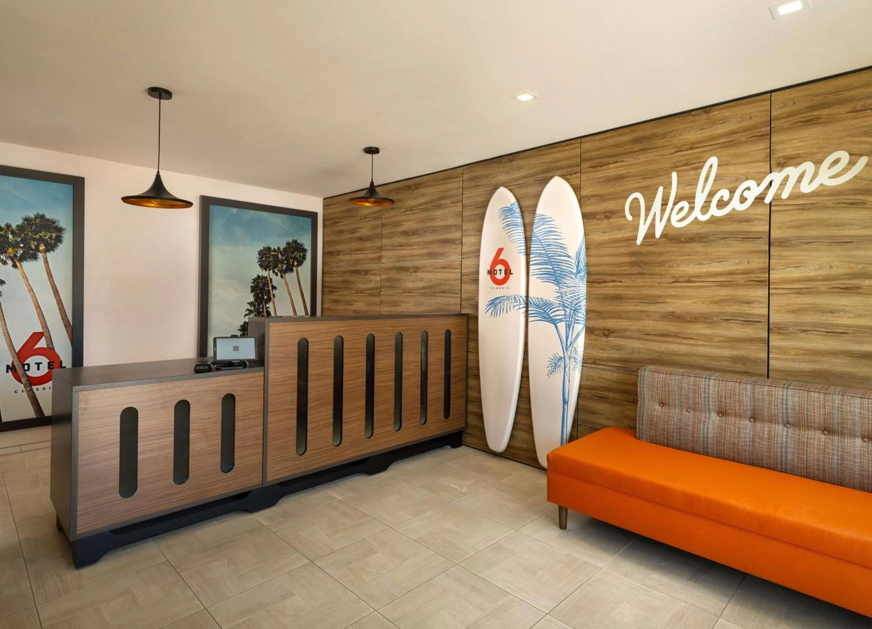 Lobby or reception in Motel 6-Santa Barbara, CA - Beach