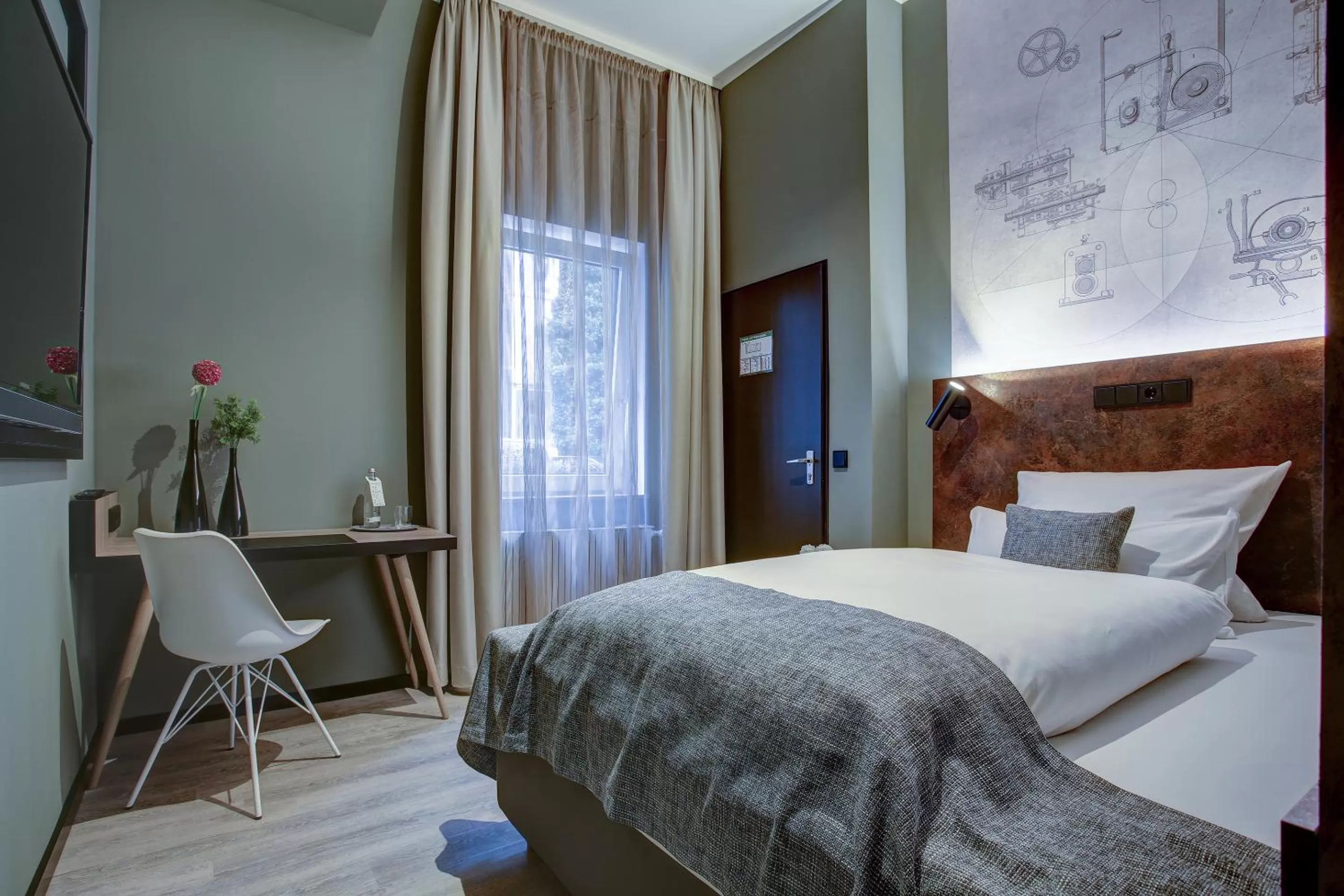 Photo of the whole room in Boutique Essen City