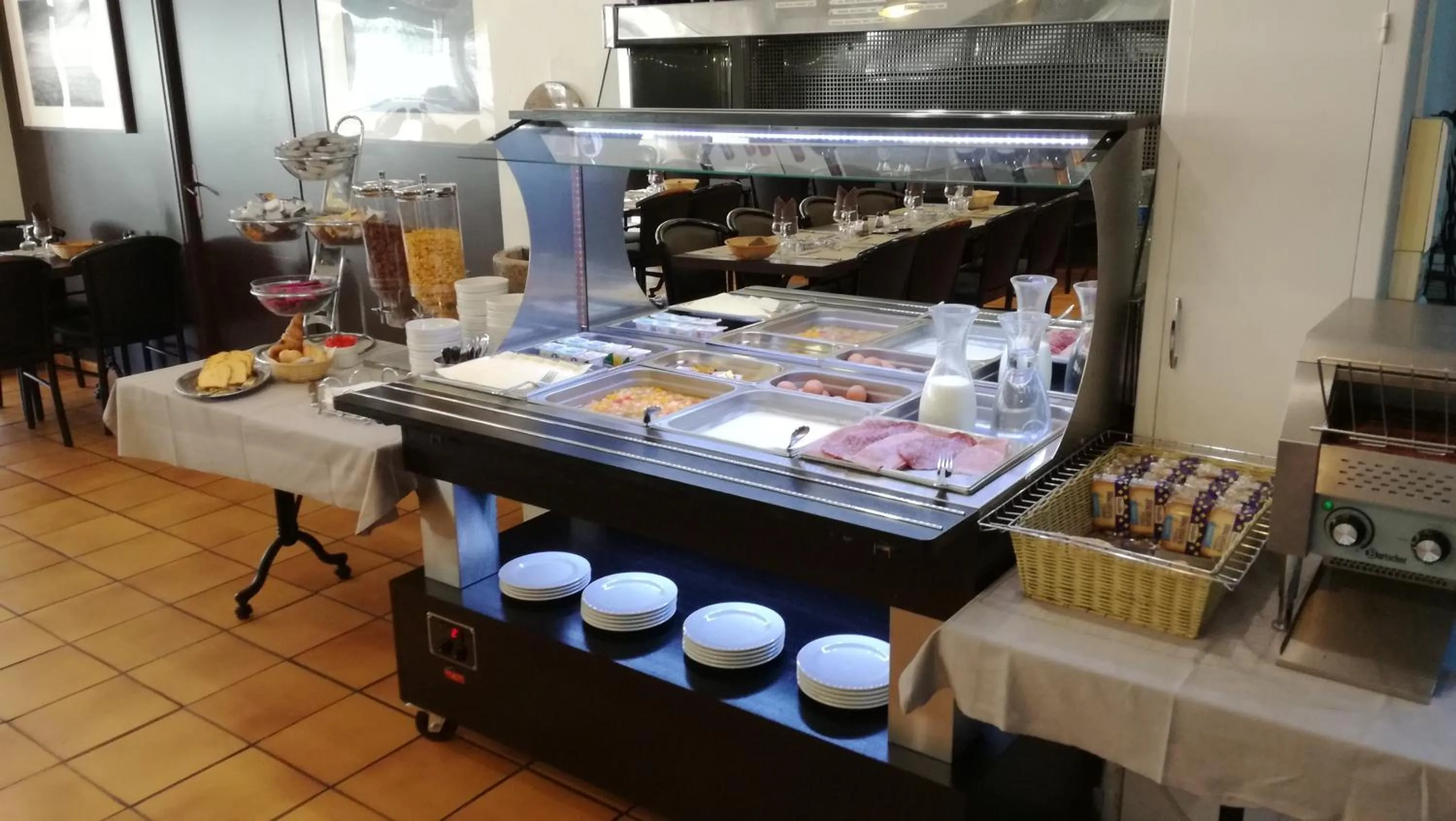 Buffet breakfast in Adonis Lourdes - Notre Dame de la Sarte