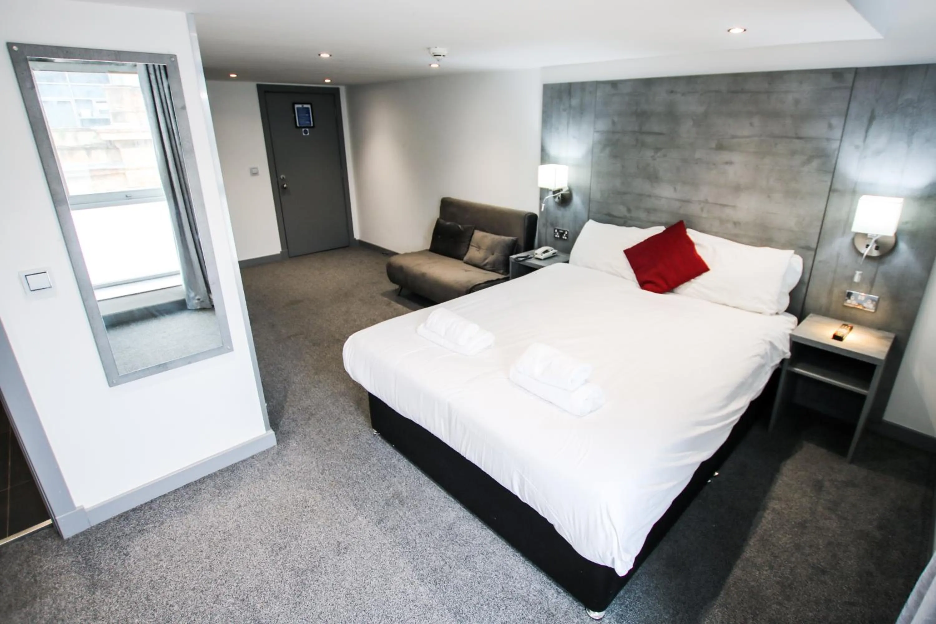 Bed in Brunswick Merchant City Hotel