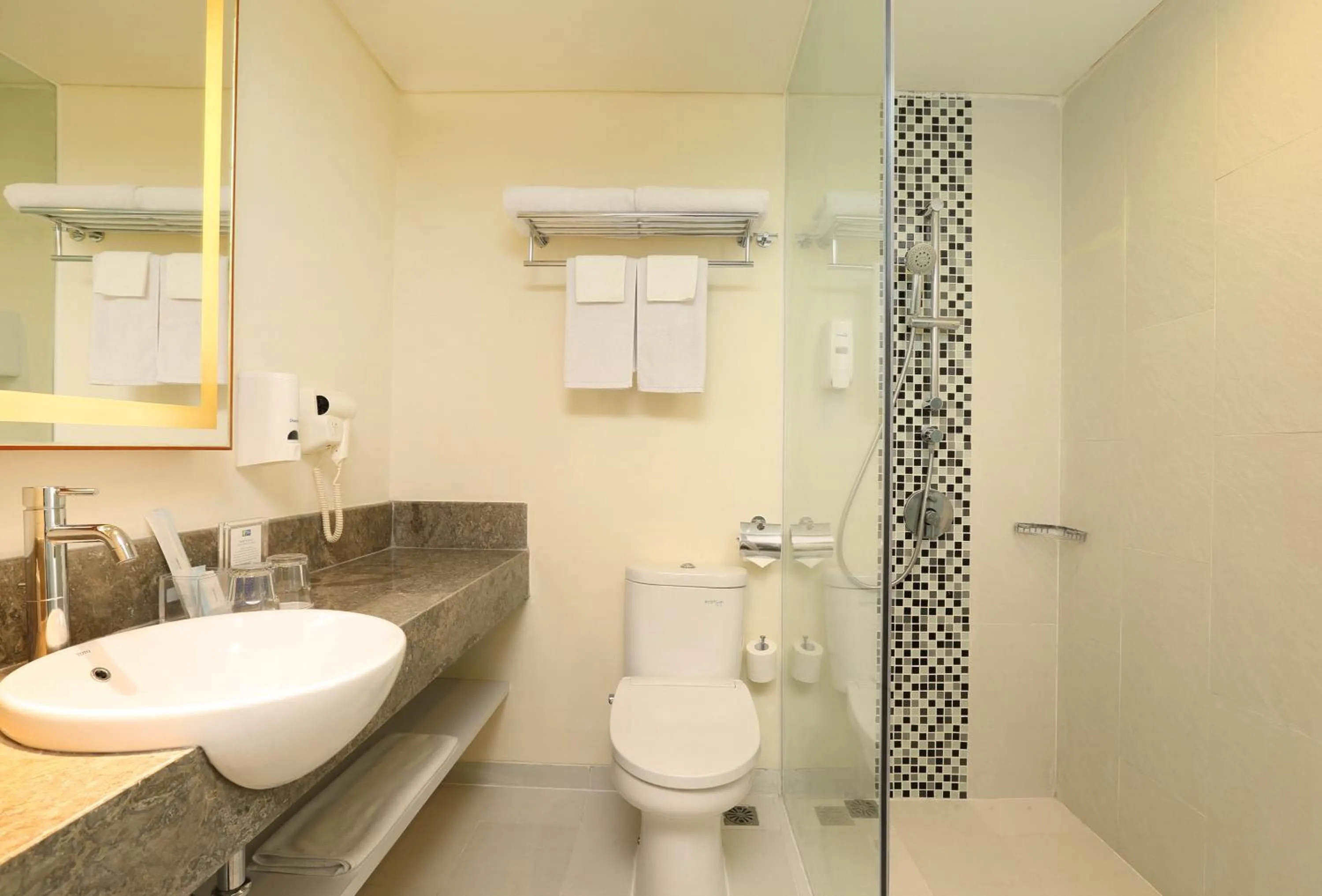 Special Offer - Two Units of Superior Double or Twin Room (Not Connecting and Not Adjoining) in Zia Hotel Kuta