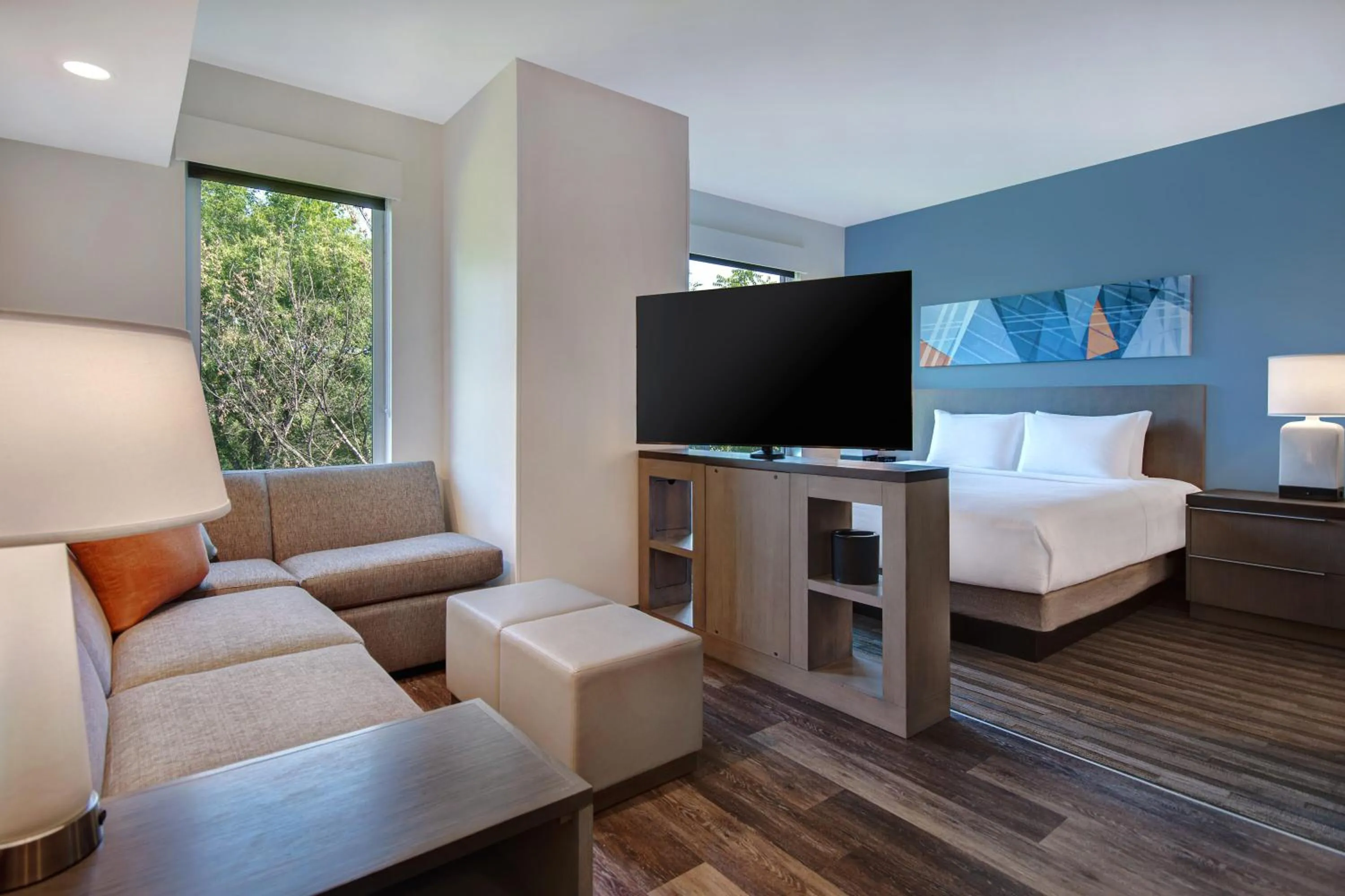 Bedroom, Bed in Hyatt House Mall Of America Msp Airport