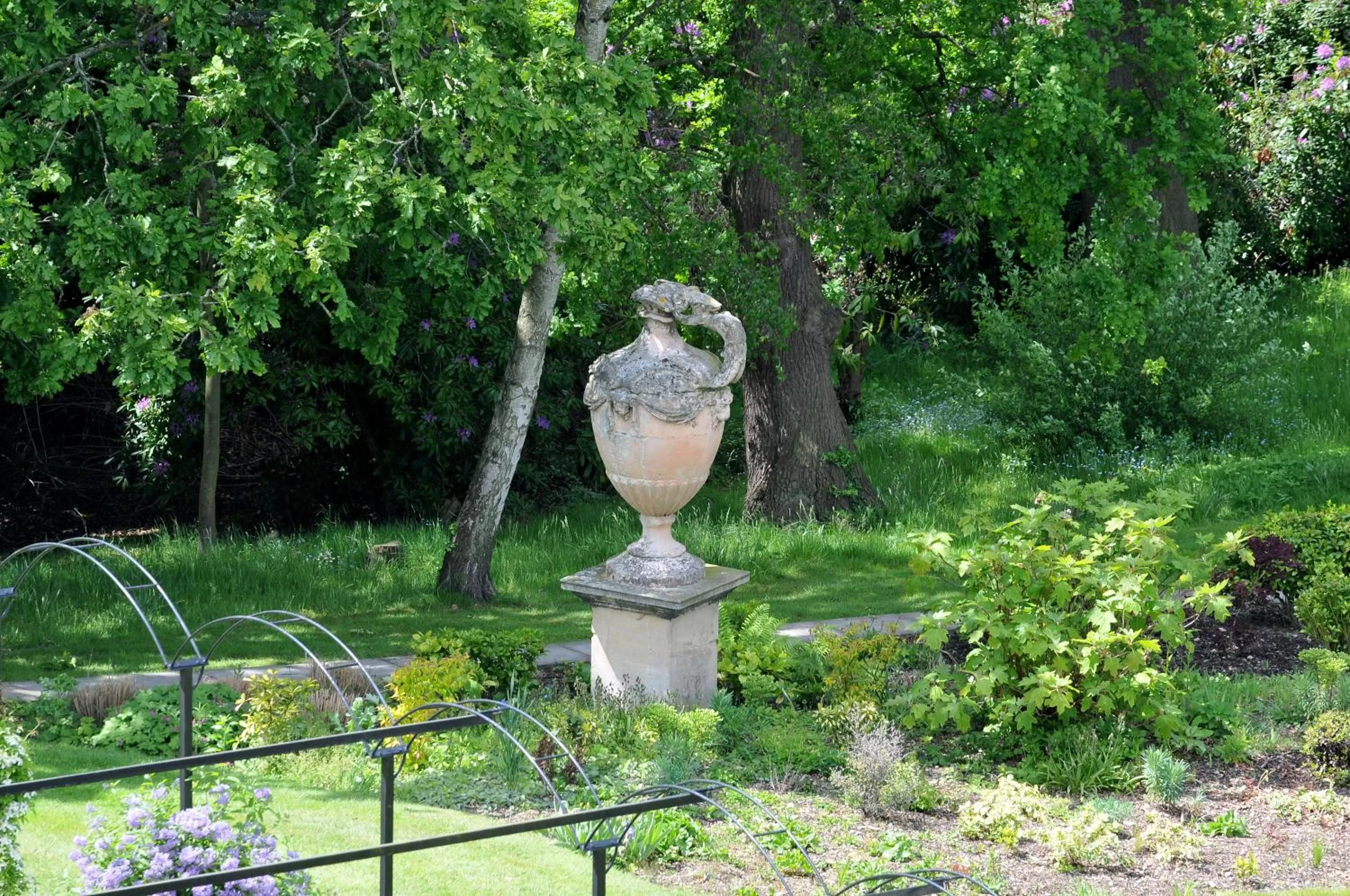 Decorative detail in Bromley Court Hotel London
