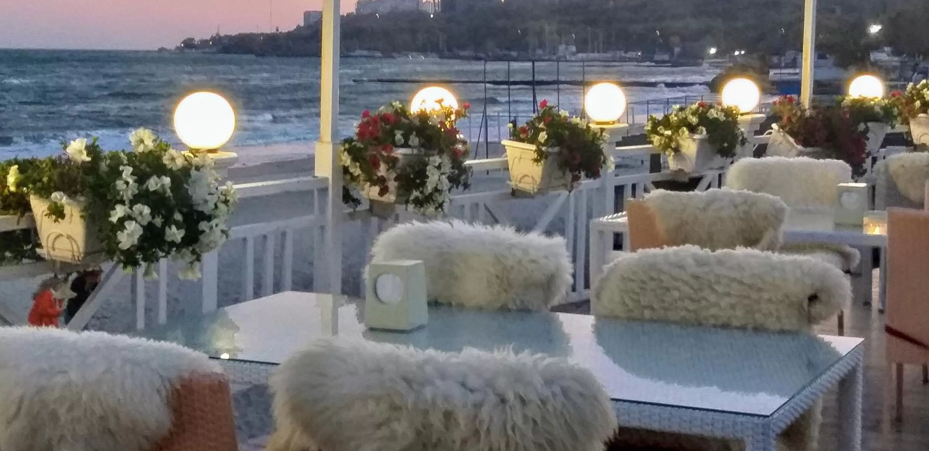 Restaurant/places to eat, Banquet Facilities in Shalanda