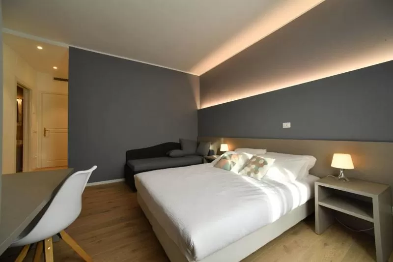 Photo of the whole room, Bed in Lainez Rooms & Suites