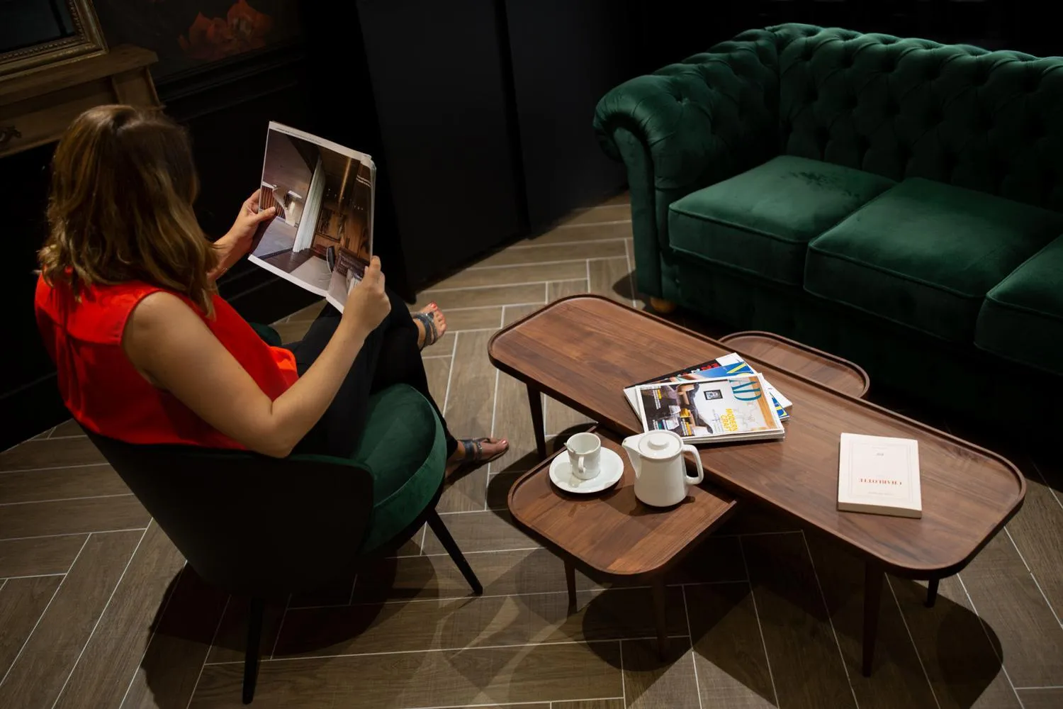 Communal lounge/ TV room in Hôtel Edmond W Lyon Part-Dieu