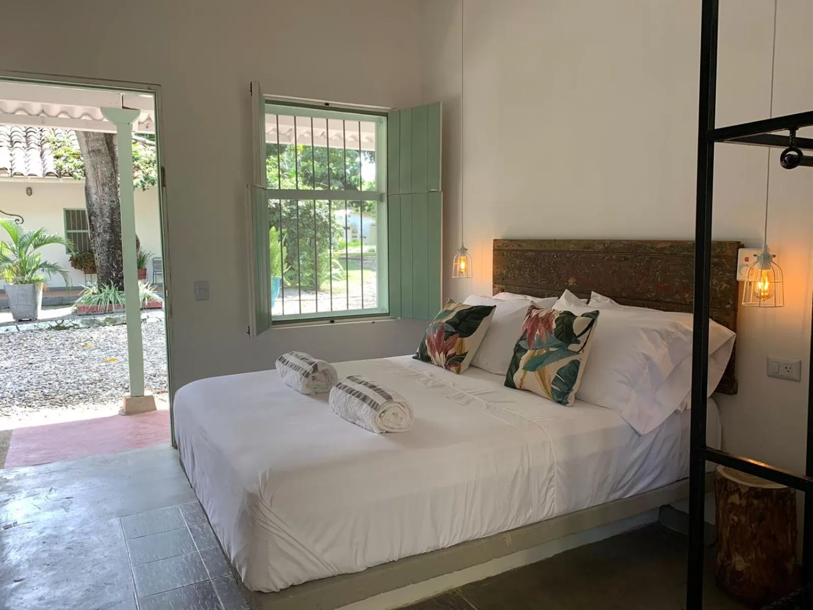 Bed in Waka Hotel Rural