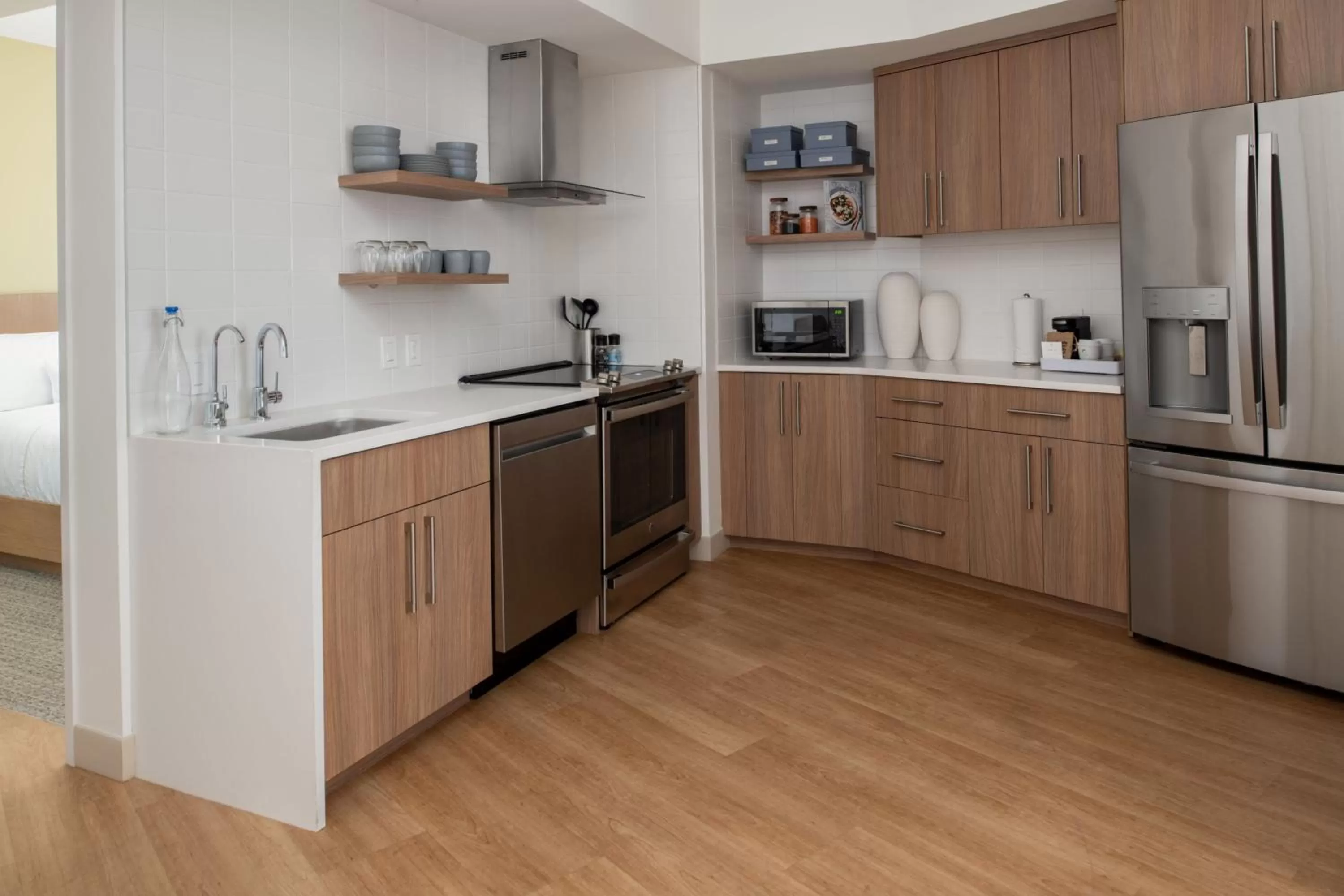 Kitchen or kitchenette in Element San Jose Milpitas