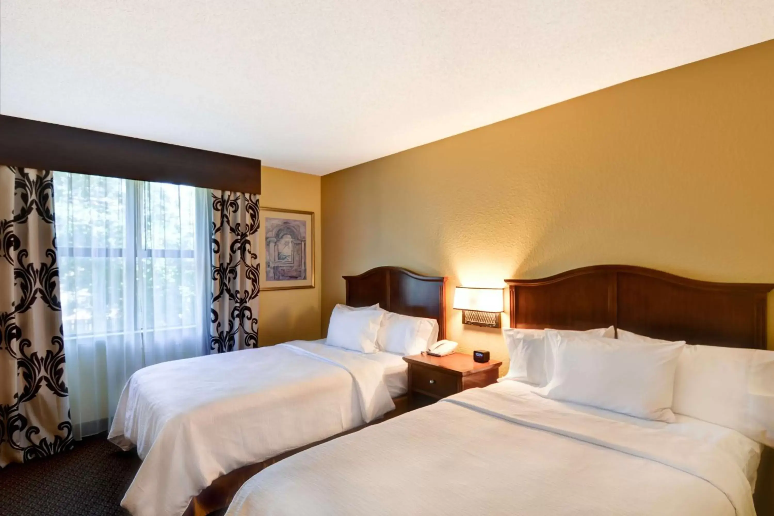 One-Bedroom Double Suite with Two Double Beds-Corner Suite-Non-Smoking in Embassy Suites by Hilton Orlando North One-Bedroom Double Suite with Two Double Beds-Corner Suite-Non-Smoking in Embassy Suites by Hilton Orlando North