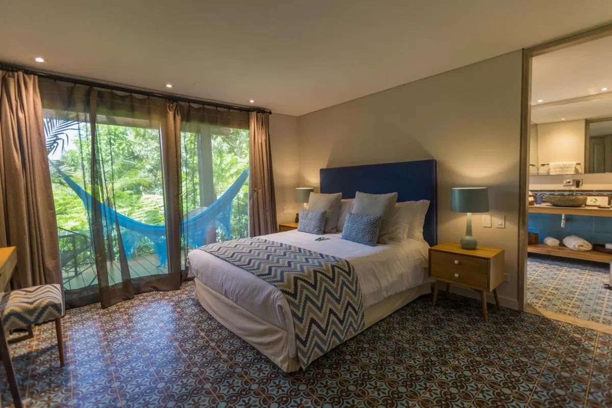 Photo of the whole room, Bed in Patio del Mundo