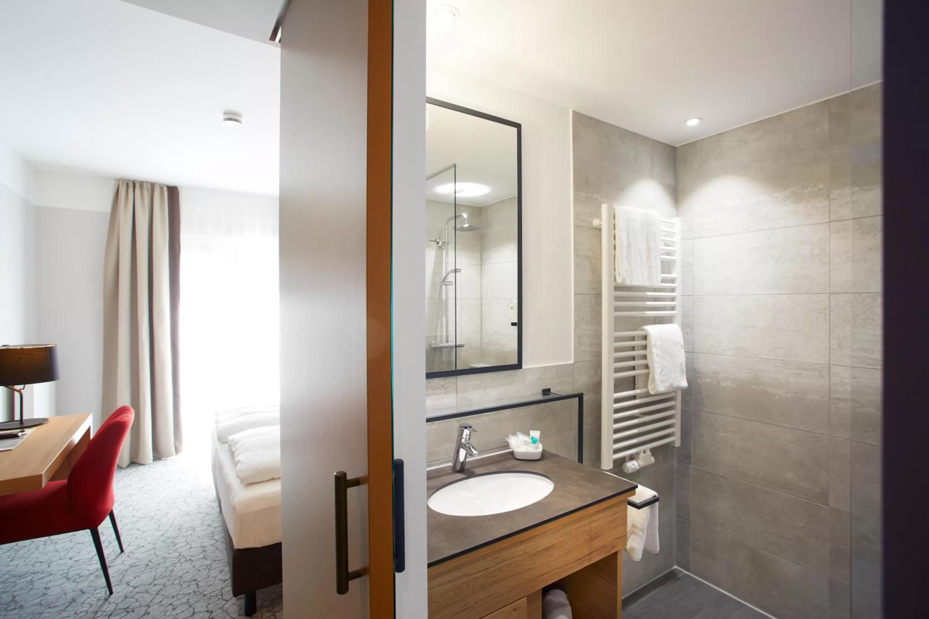 Photo of the whole room, Bathroom in Hotel & Restaurant Wilder Mann