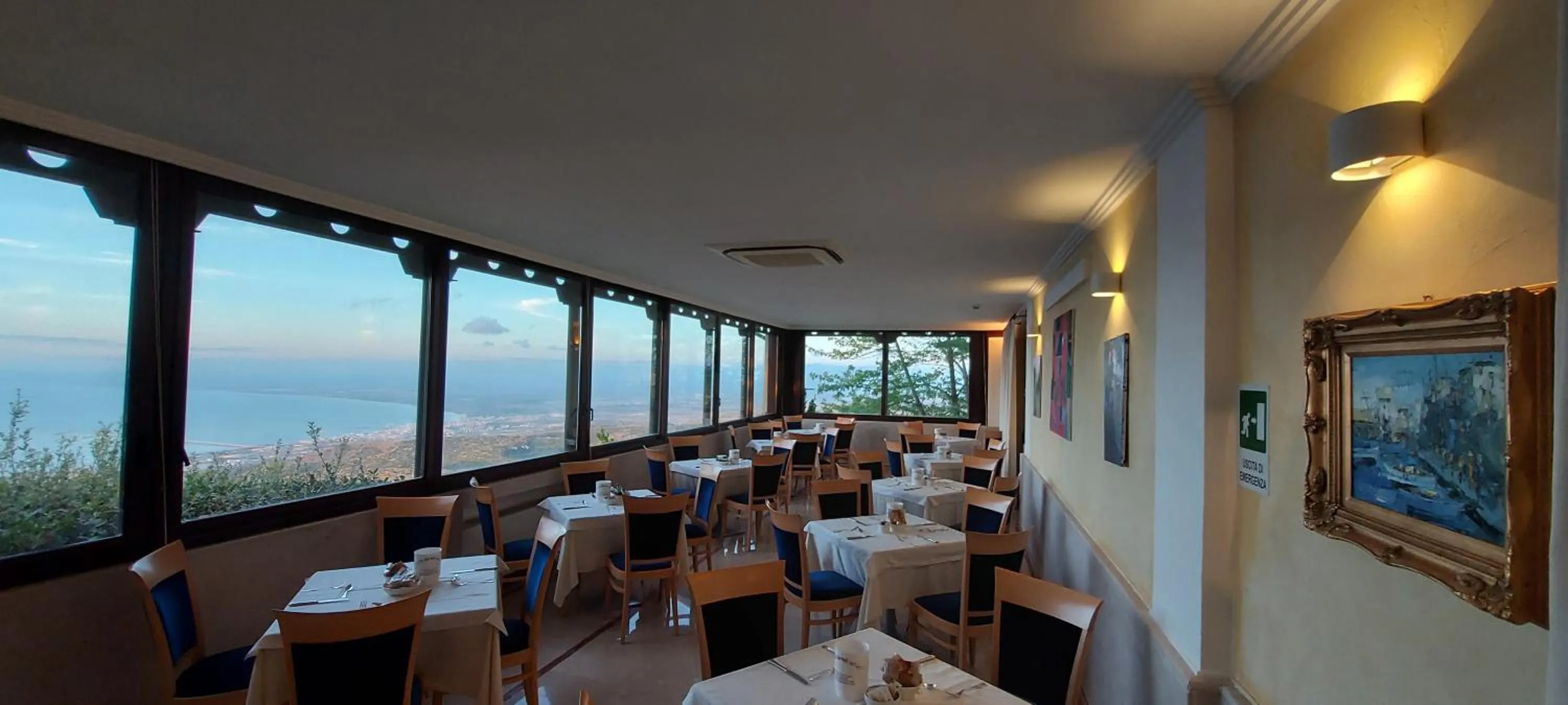 Breakfast in Palace Hotel San Michele