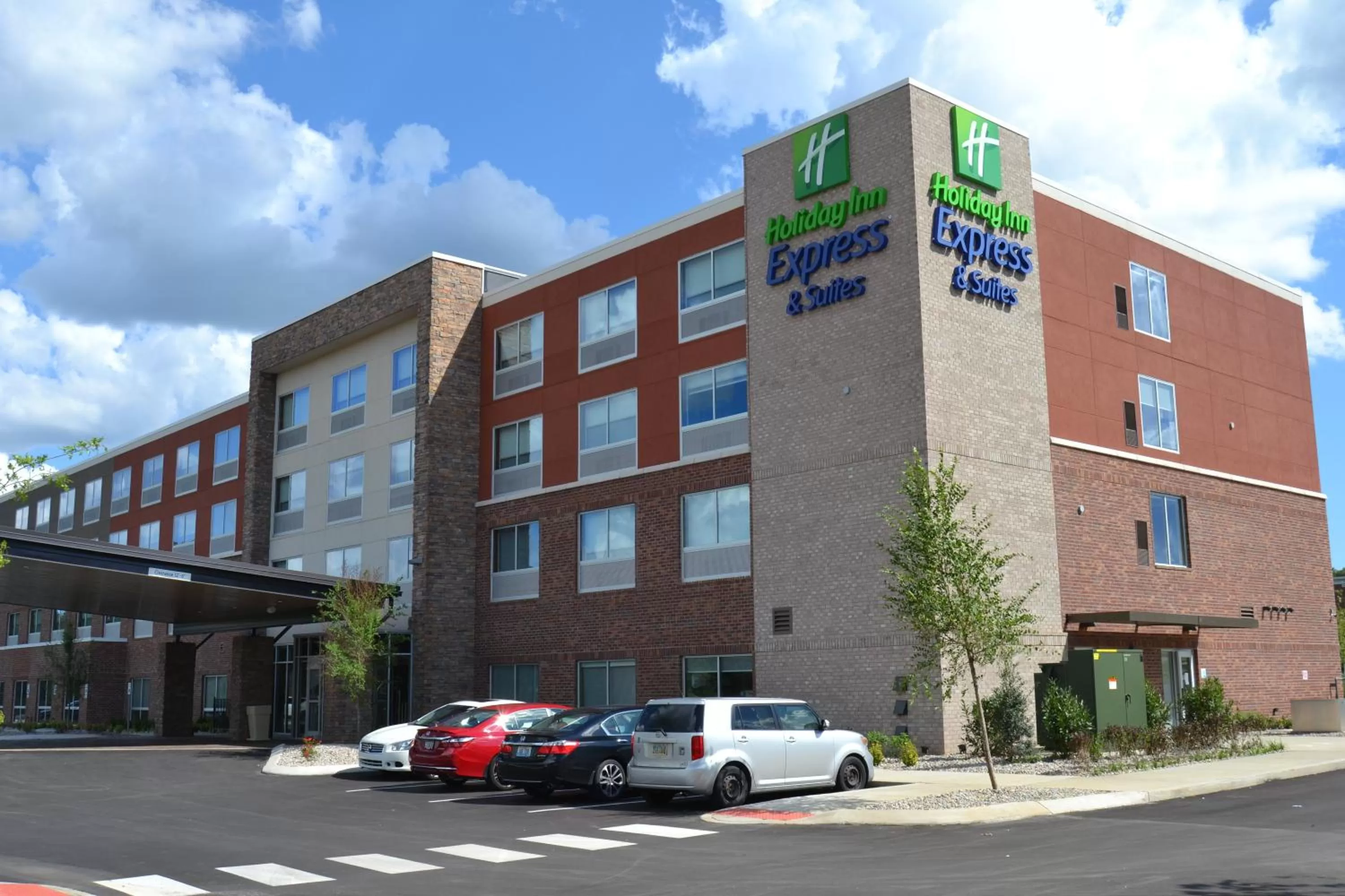 Property building in Holiday Inn Express & Suites Goodlettsville N - Nashville by IHG