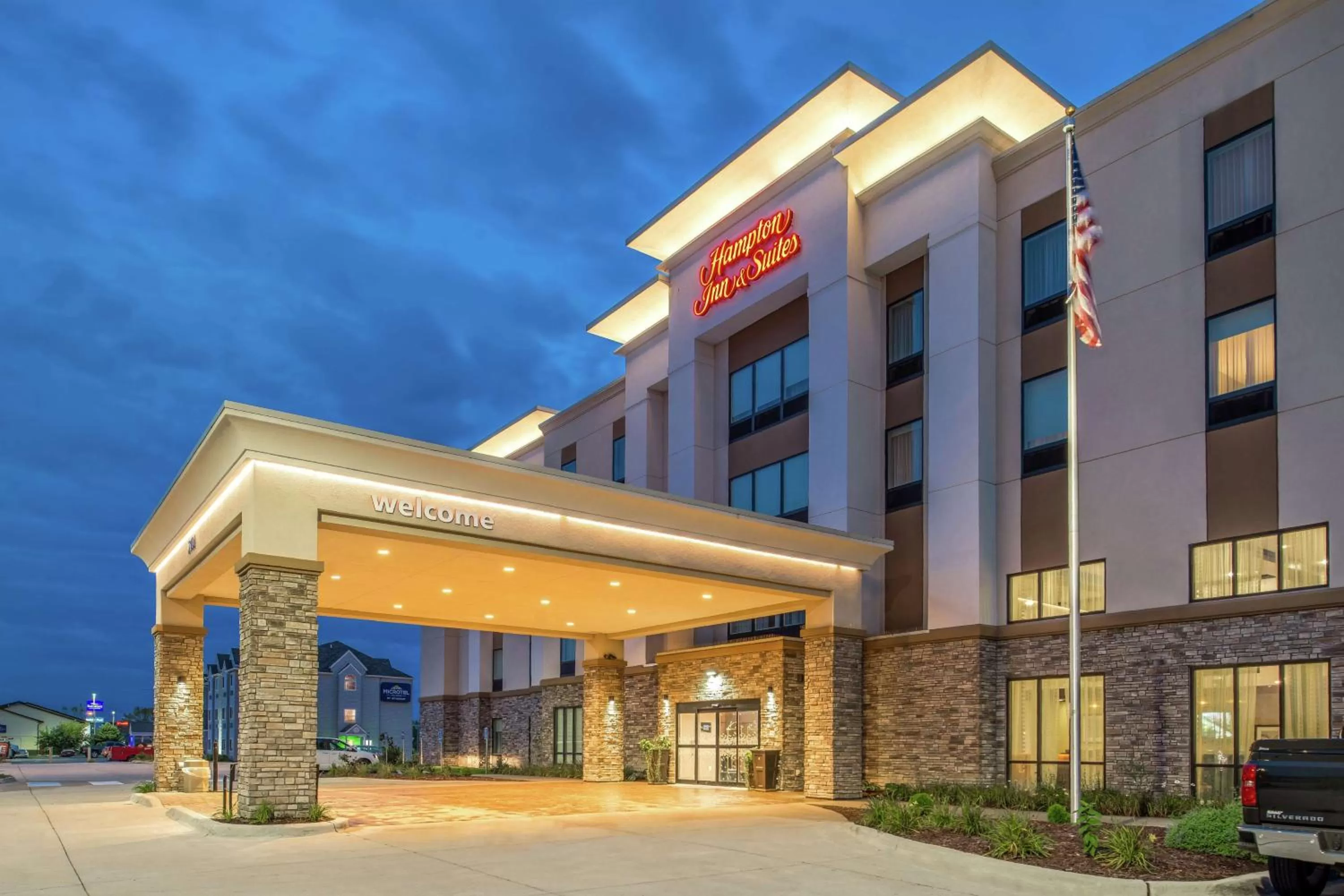 Property building in Hampton Inn and Suites Ames, IA