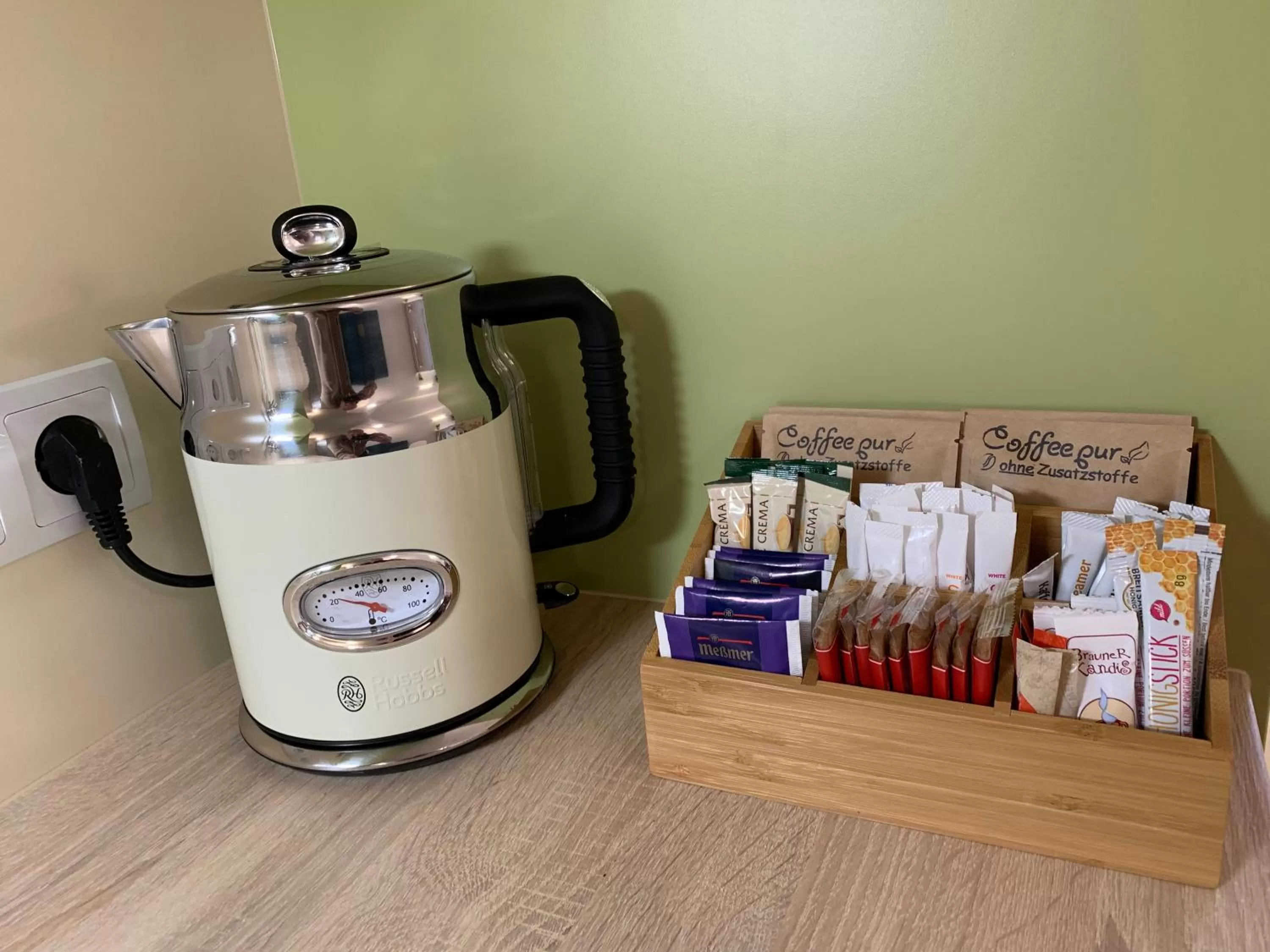 Decorative detail, Coffee/Tea Facilities in Park-Lodge Am Rohrbusch