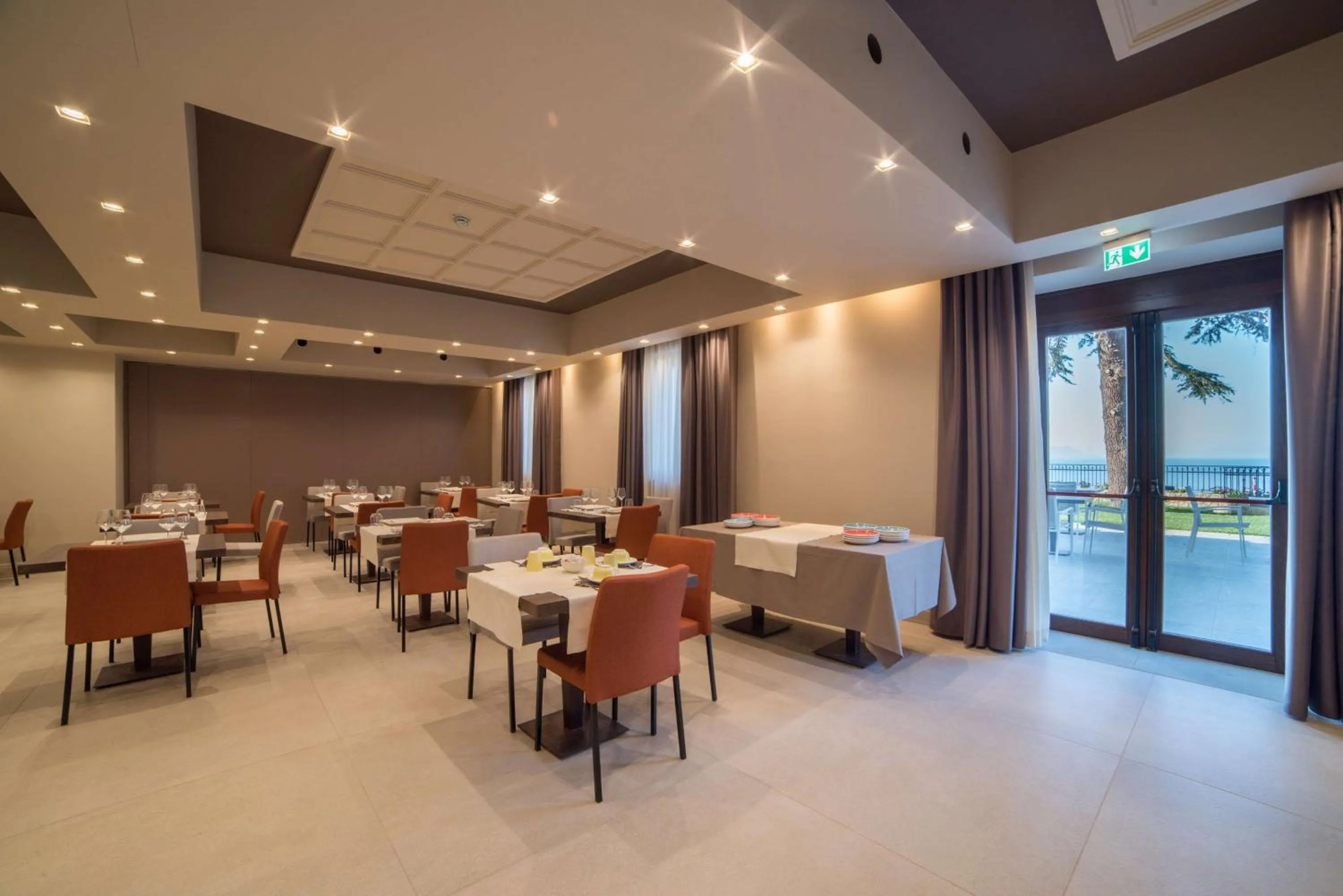 Restaurant/places to eat in Best Western Plus Hotel Terre di Eolo