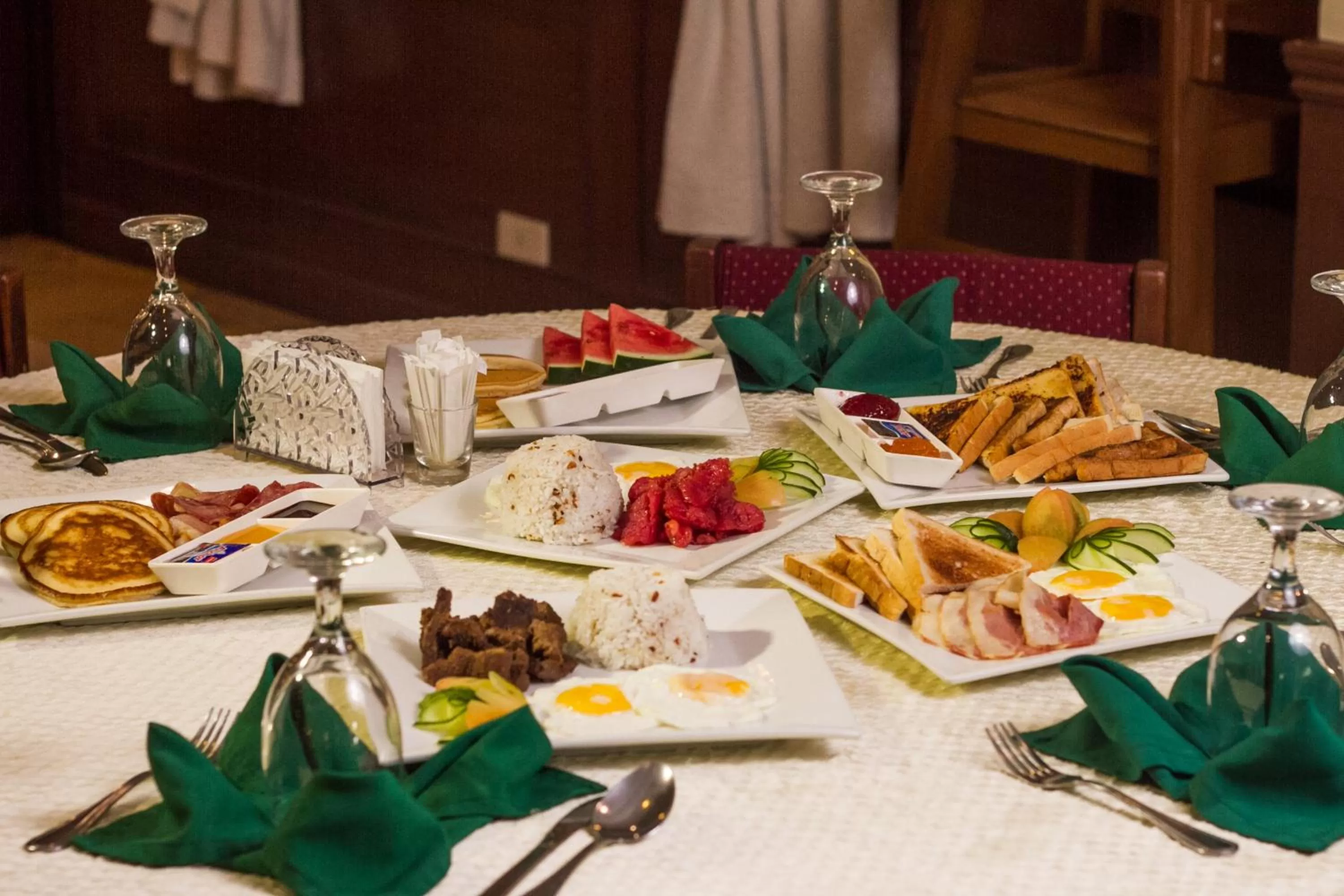 Restaurant/places to eat in Tagaytay Country Hotel