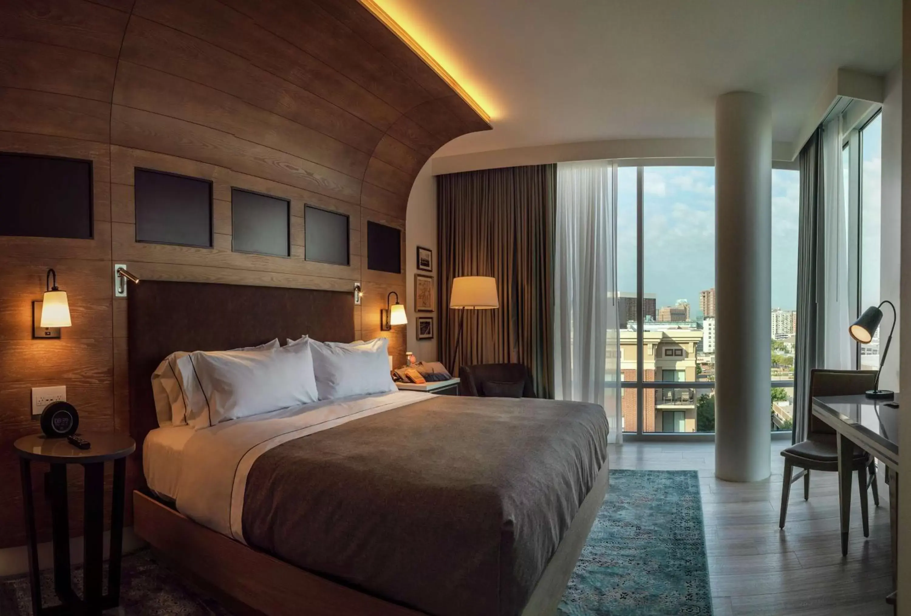 Corner King Room in Canopy By Hilton Dallas Uptown Corner King Room in Canopy By Hilton Dallas Uptown