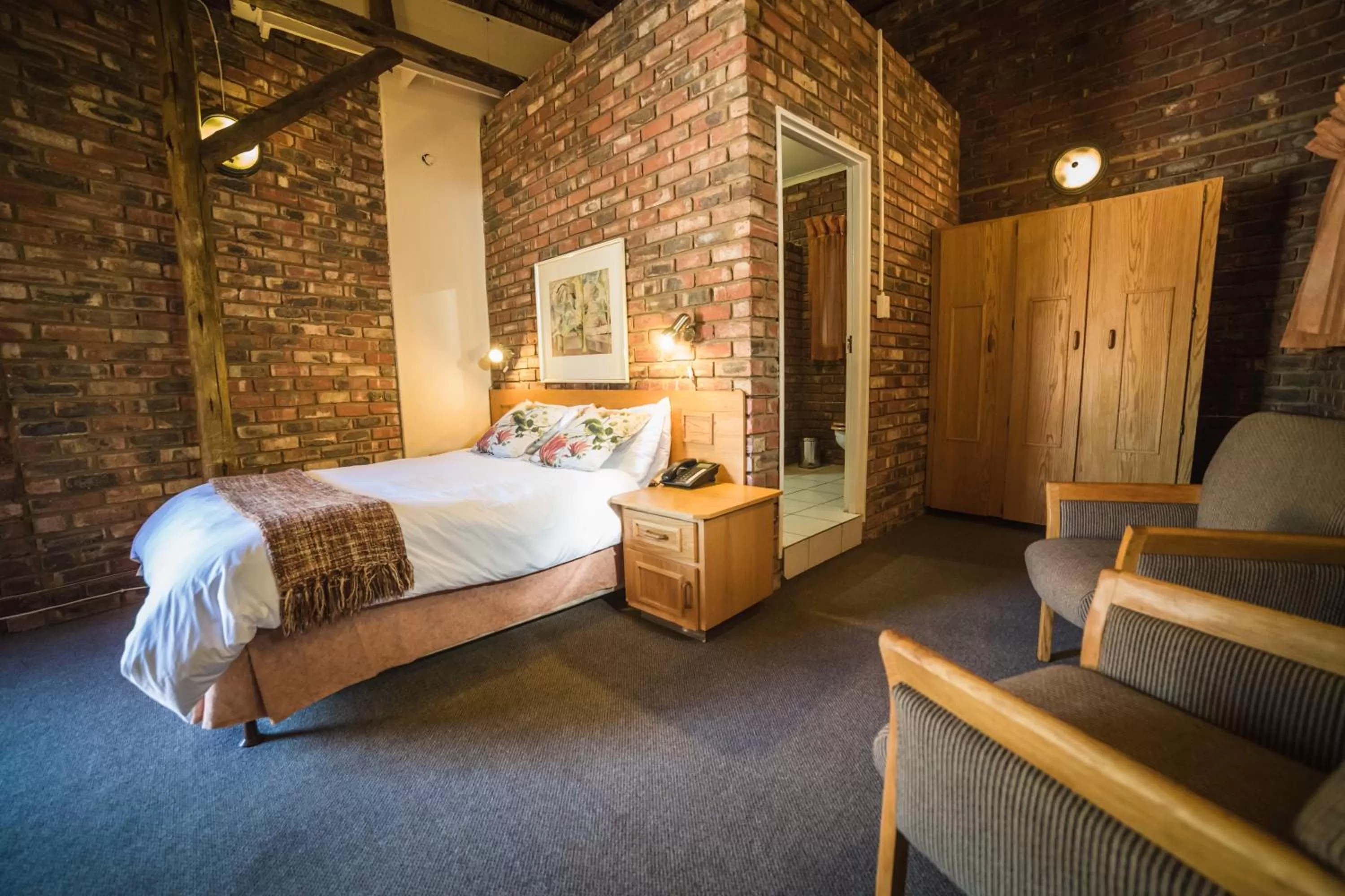 Photo of the whole room in Acacia Guesthouse Klerksdorp