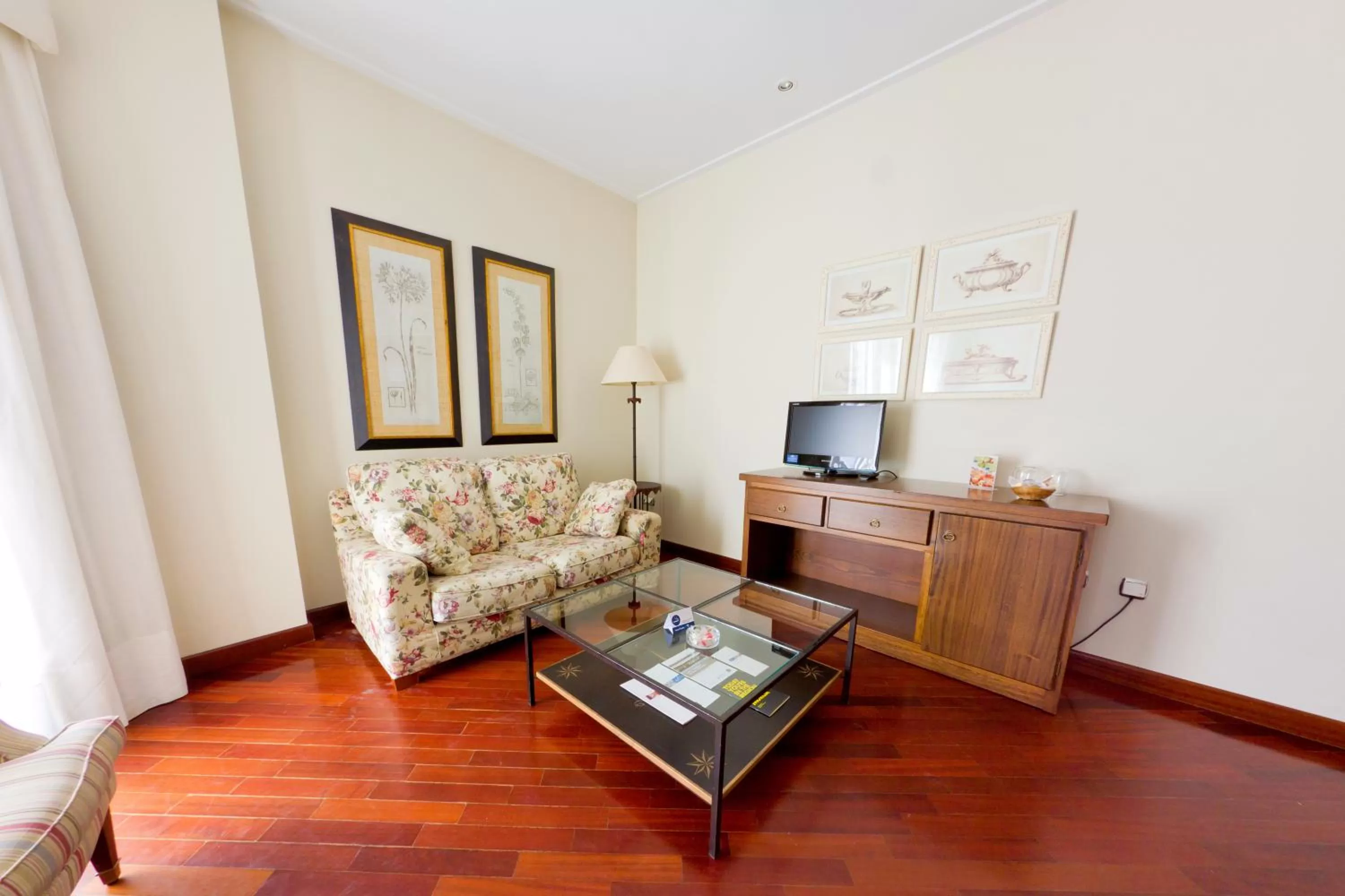 Living room in Hotel Traíña