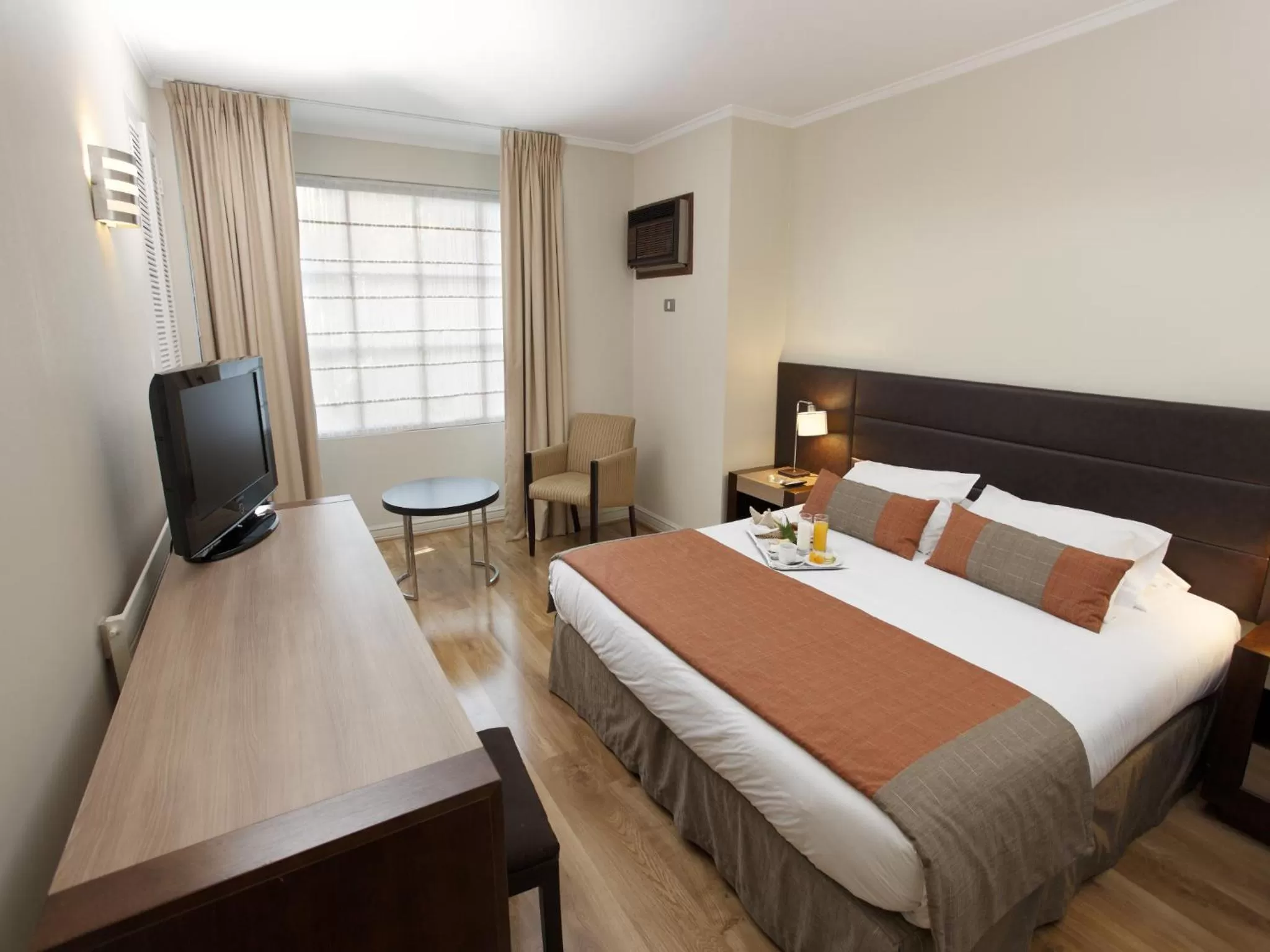 Photo of the whole room, Bed in Park Plaza Bonaparte Boutique