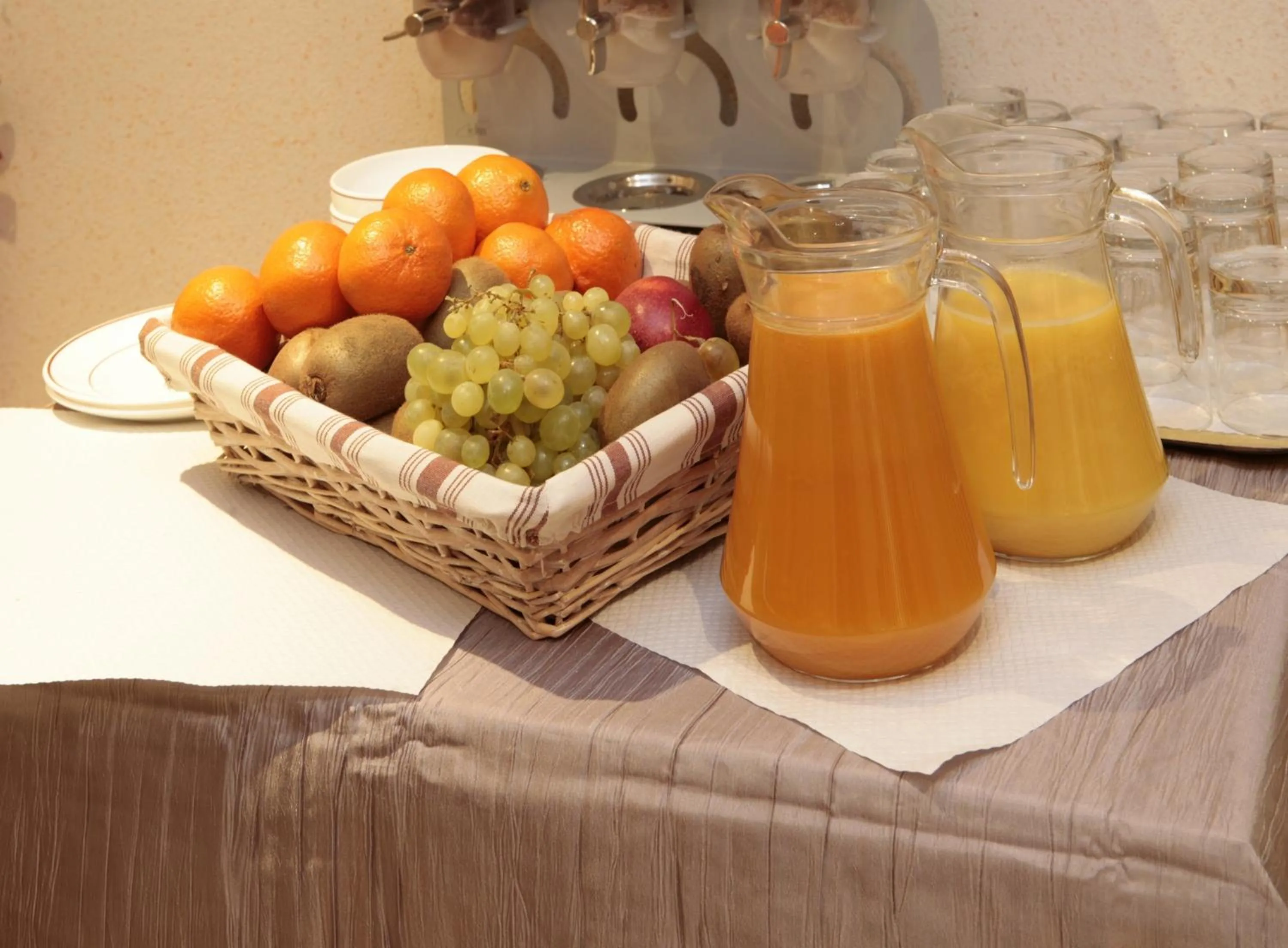 Food in Hotel Charlemagne