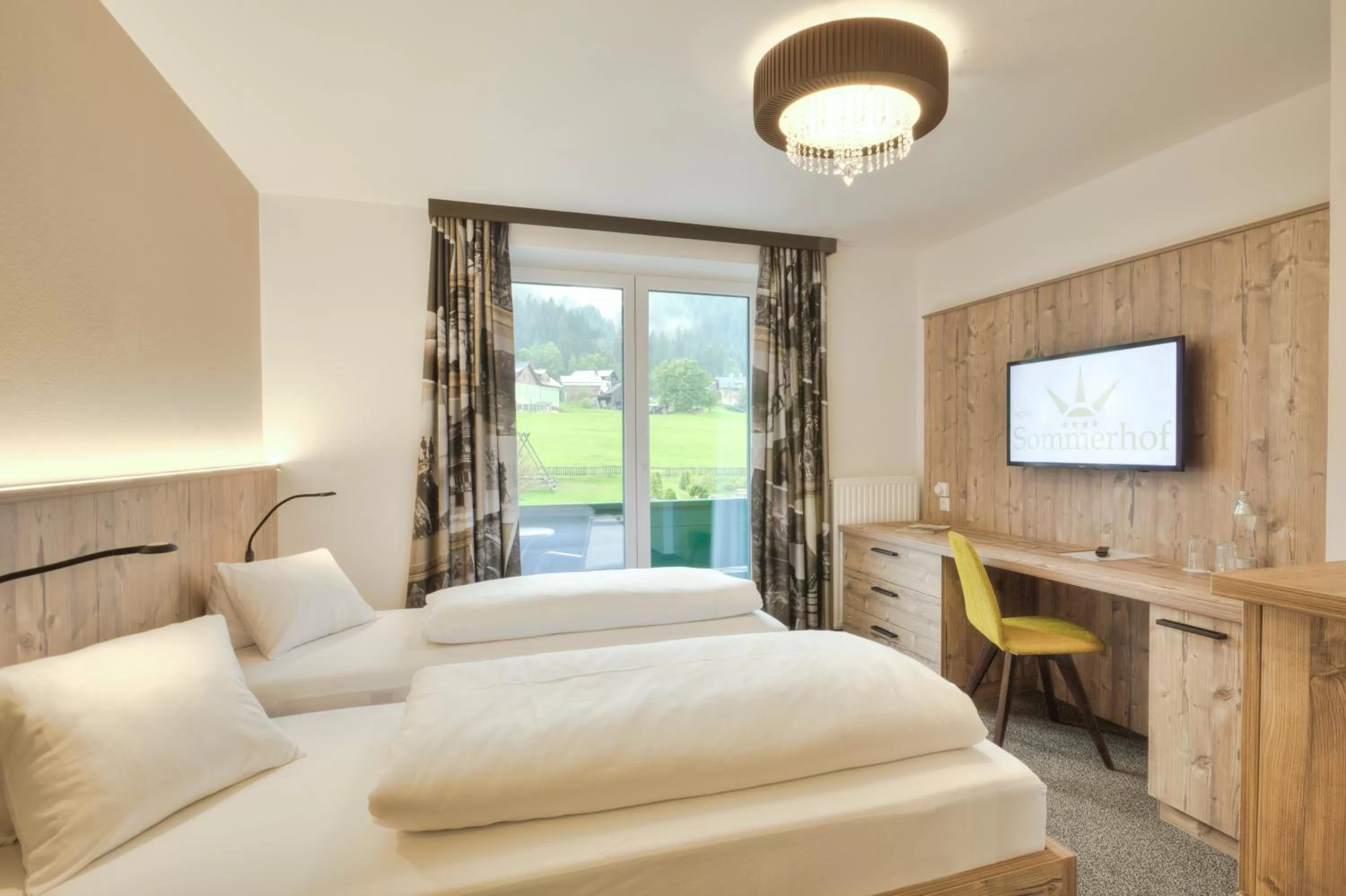 Photo of the whole room, Bed in Hotel Sommerhof