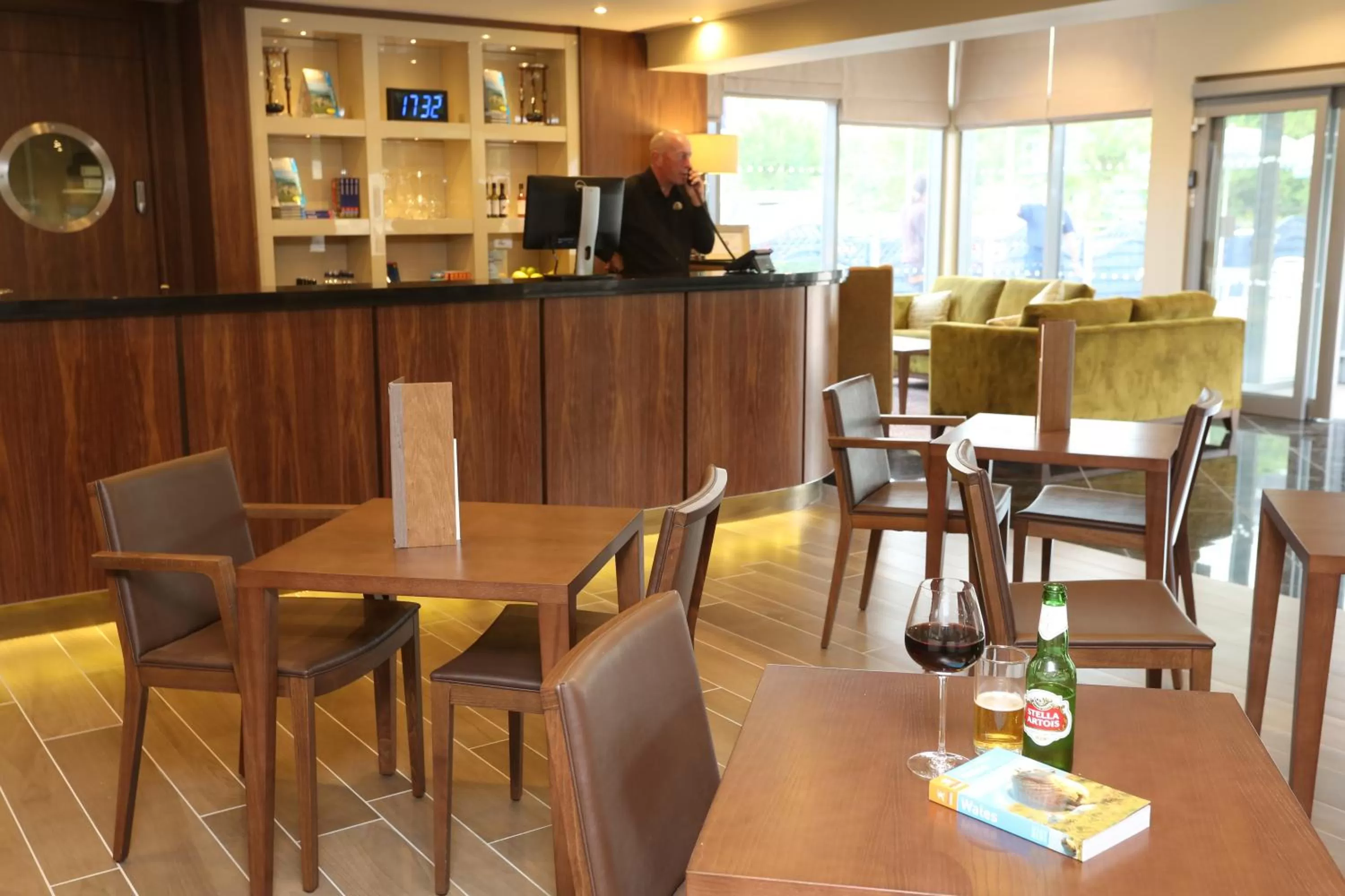 Lobby or reception in Best Western Pontypool Metro Hotel