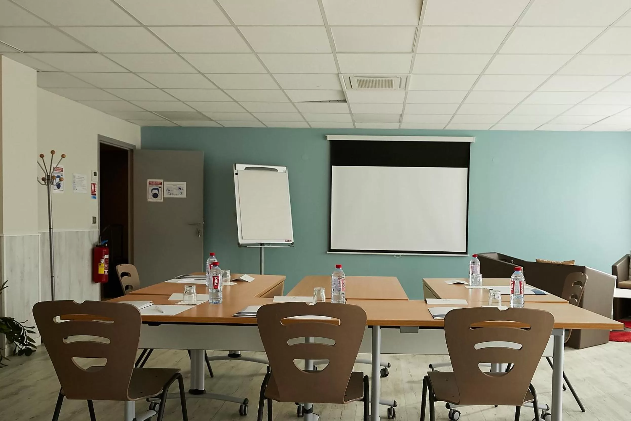 Meeting/conference room in Tulip Inn Massy Palaiseau - Residence