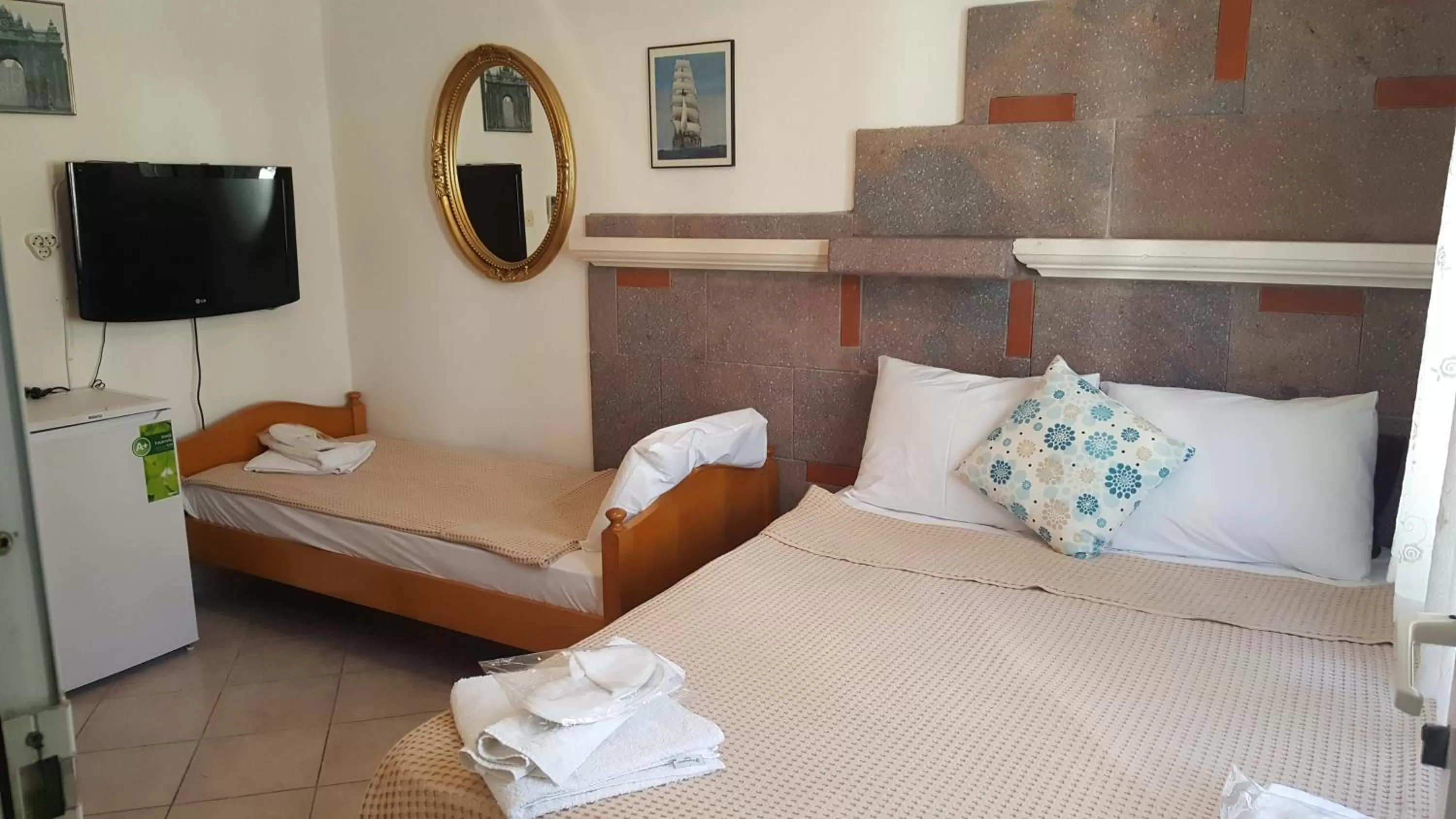 Decorative detail, Bed in Foça Ensar Hotel