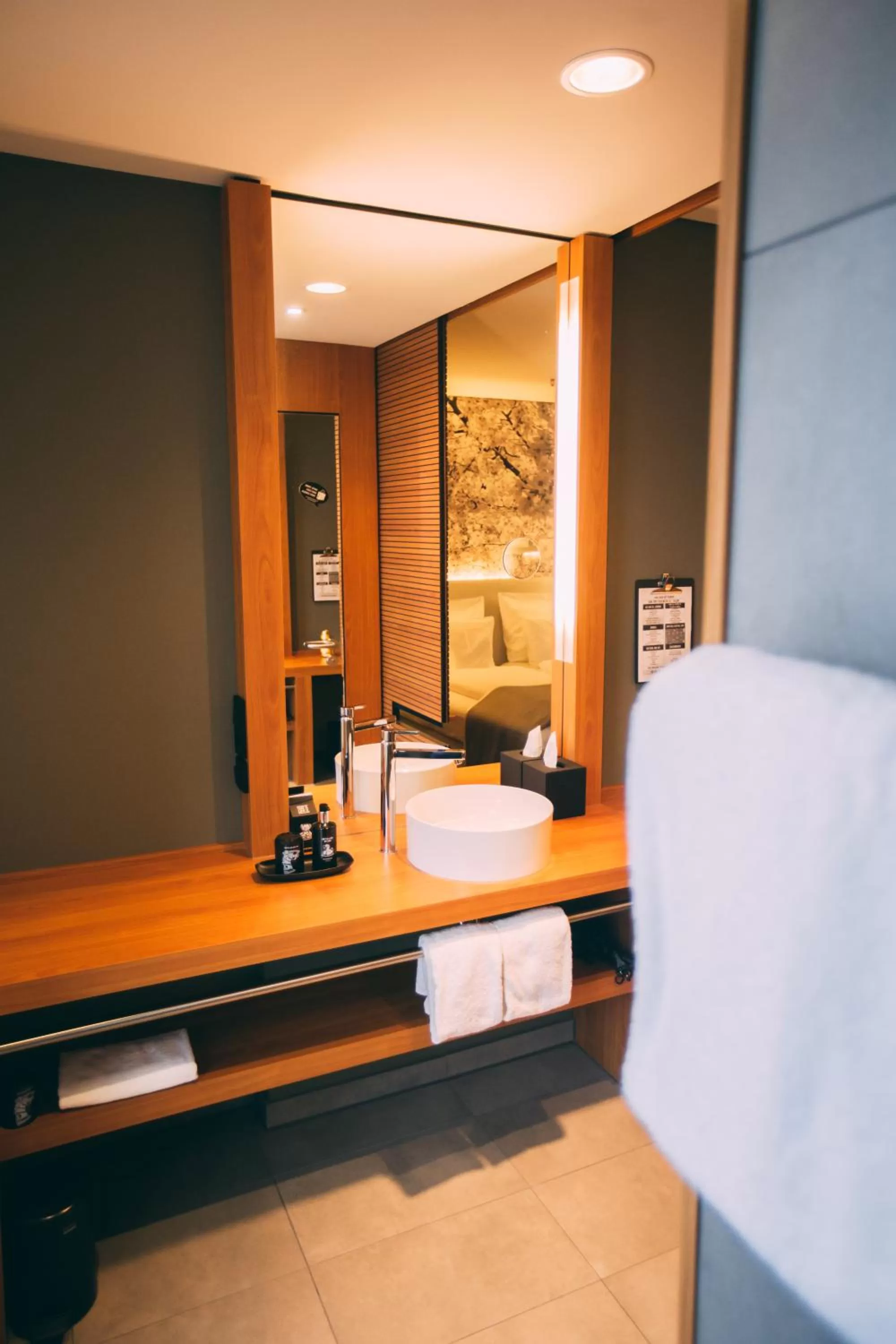 Bathroom in Me and All Hotel Dusseldorf, by Hyatt