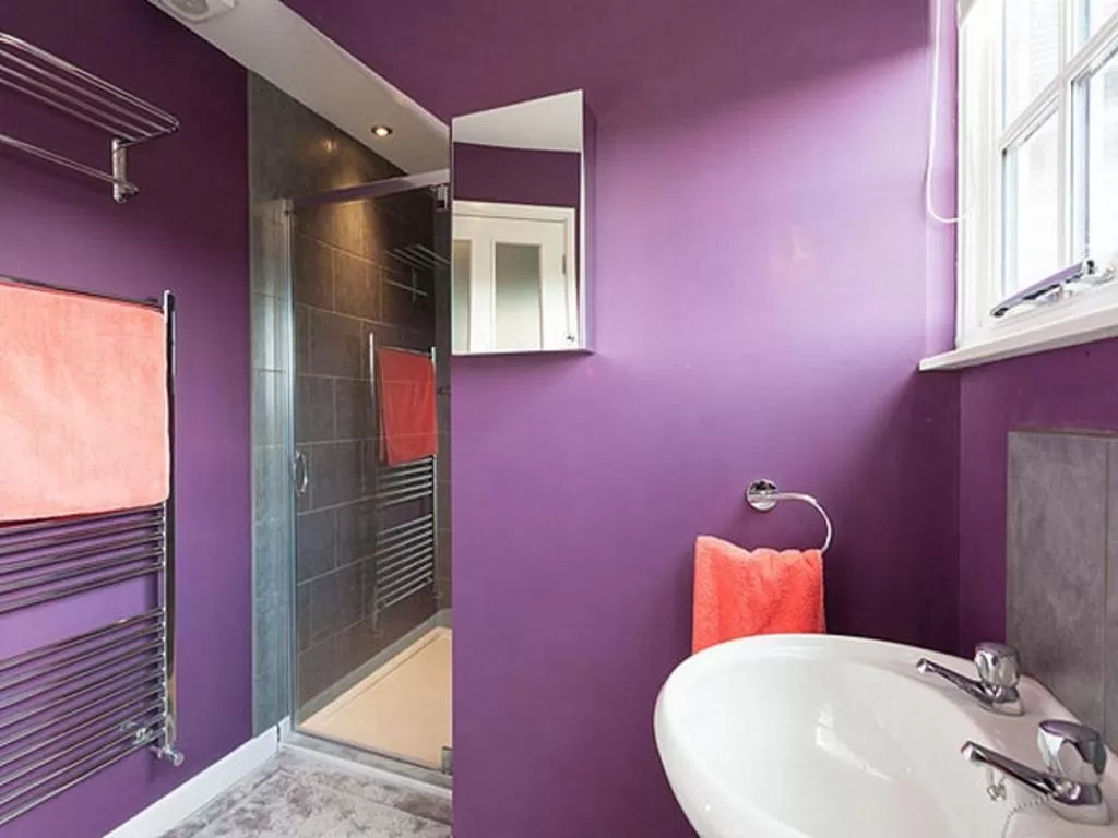 Bathroom in The Porterhouse Pub & Restaurant Cambridge