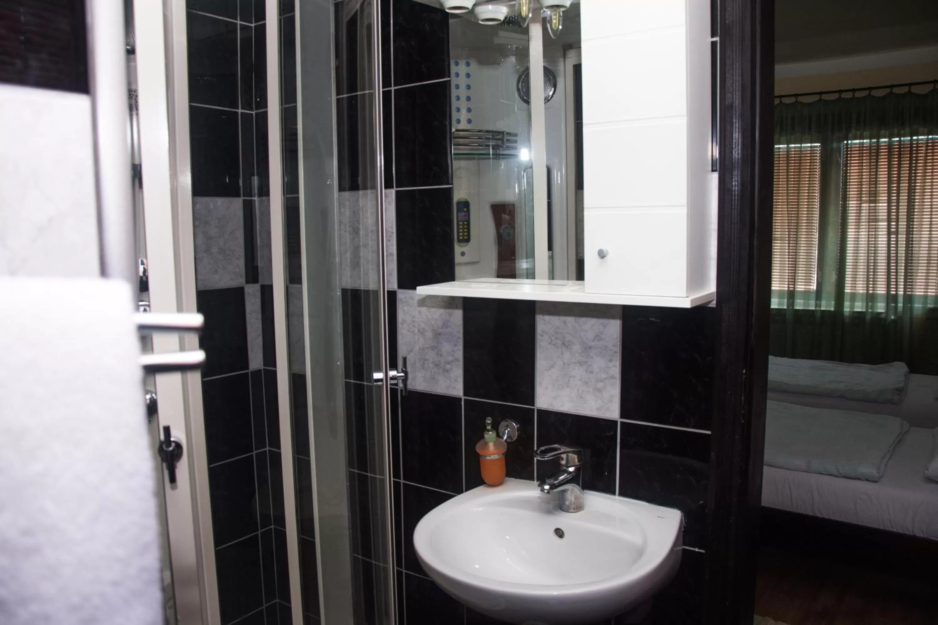 Bathroom in Motel Aura