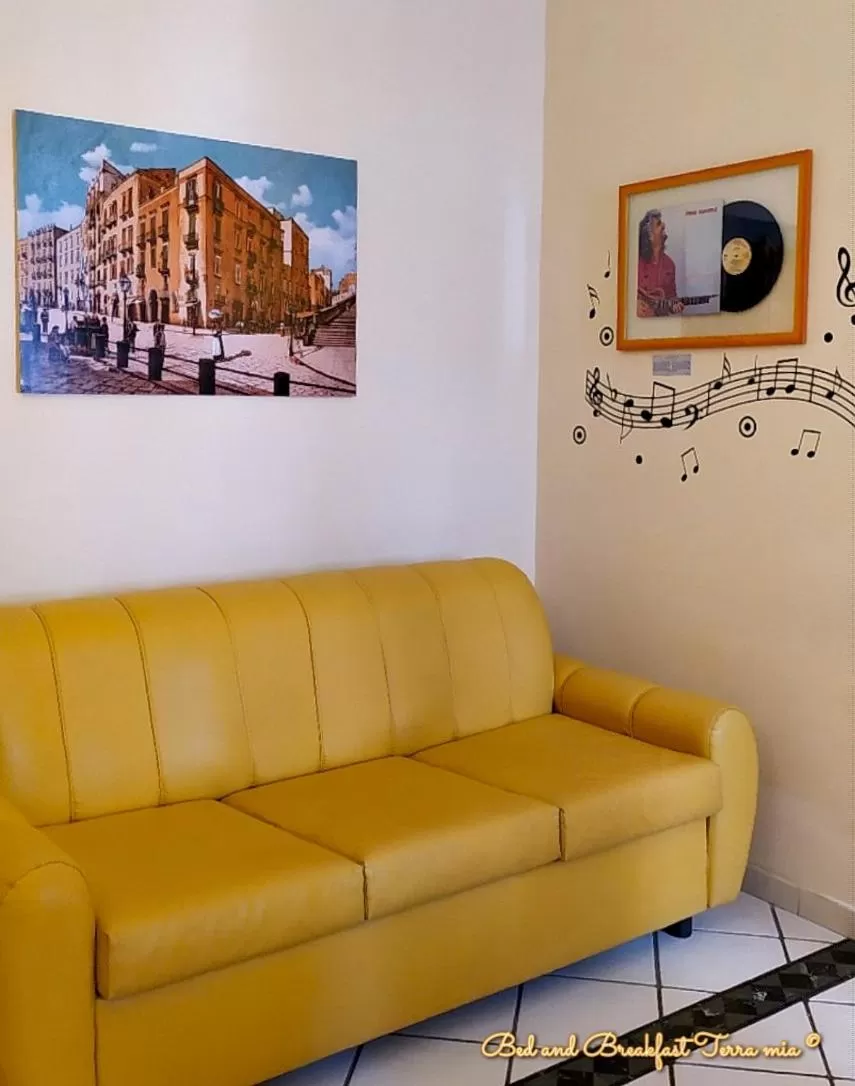 Lounge or bar in B&B Terra Mia Napoli