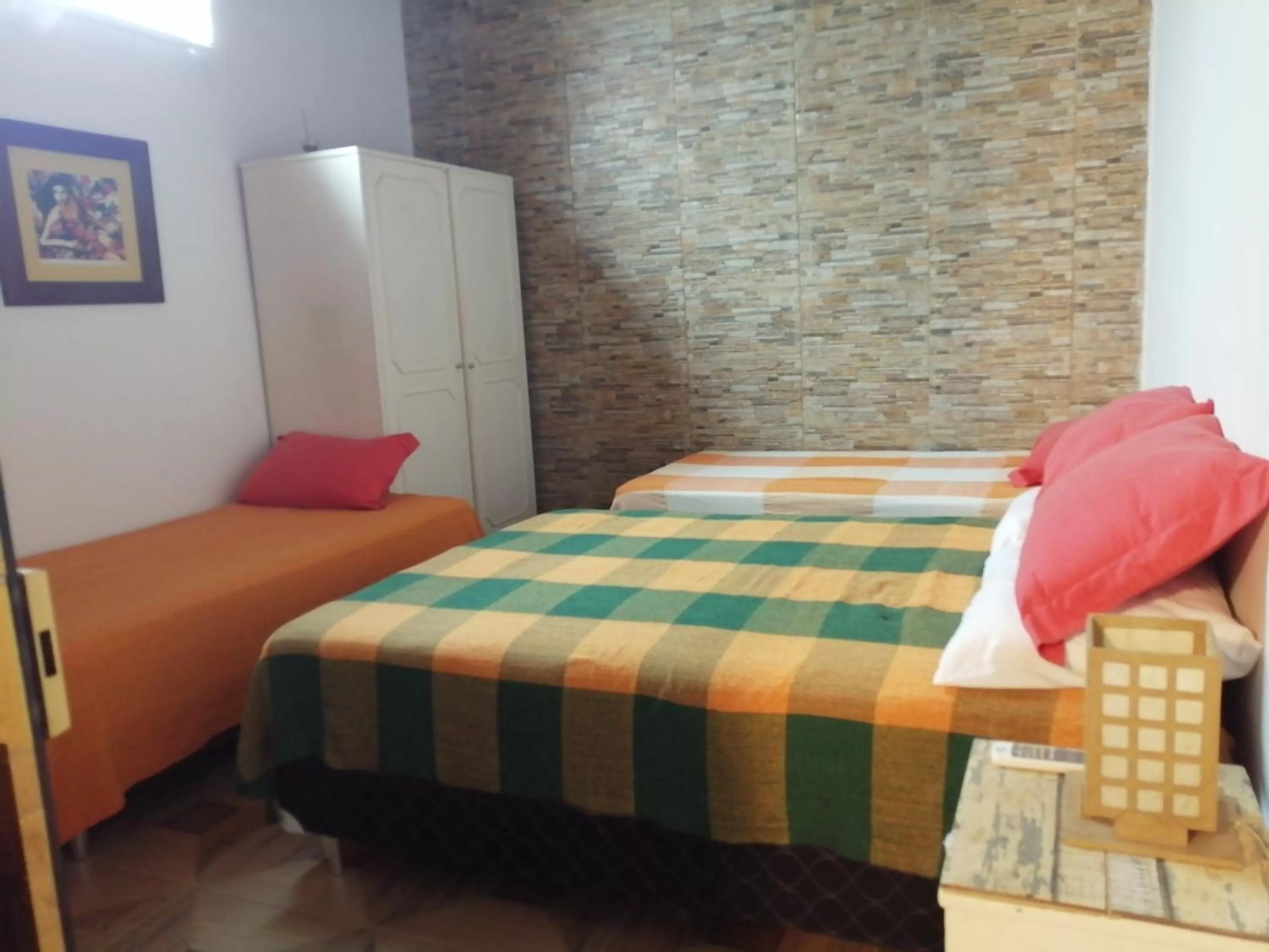 Photo of the whole room, Bed in Granados B&B