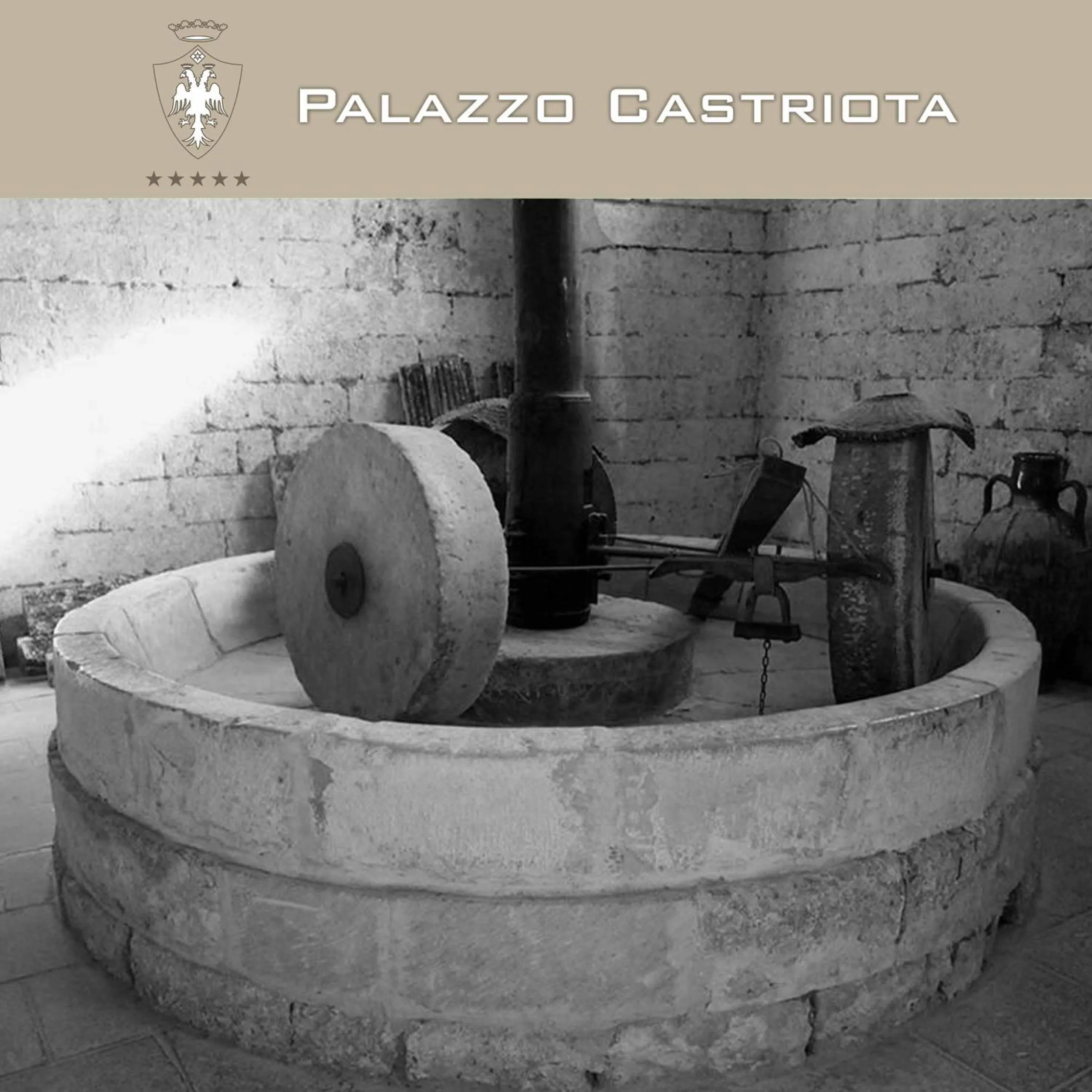 Decorative detail in Palazzo Castriota