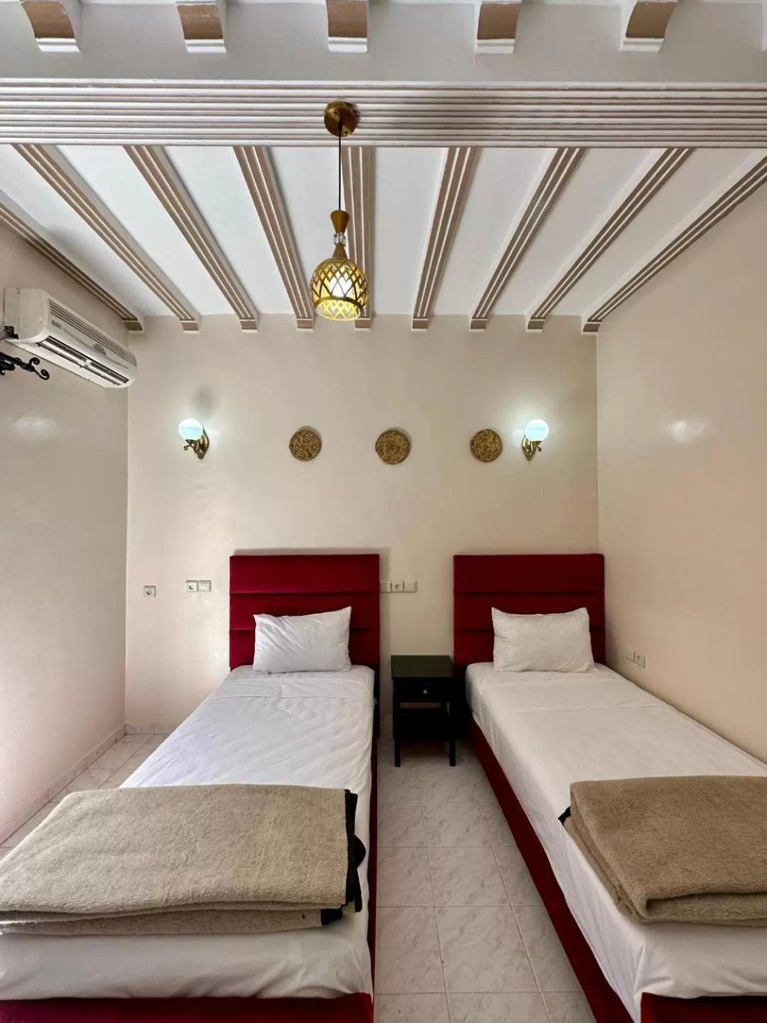 Bed in Hôtel Restaurant Zaghro