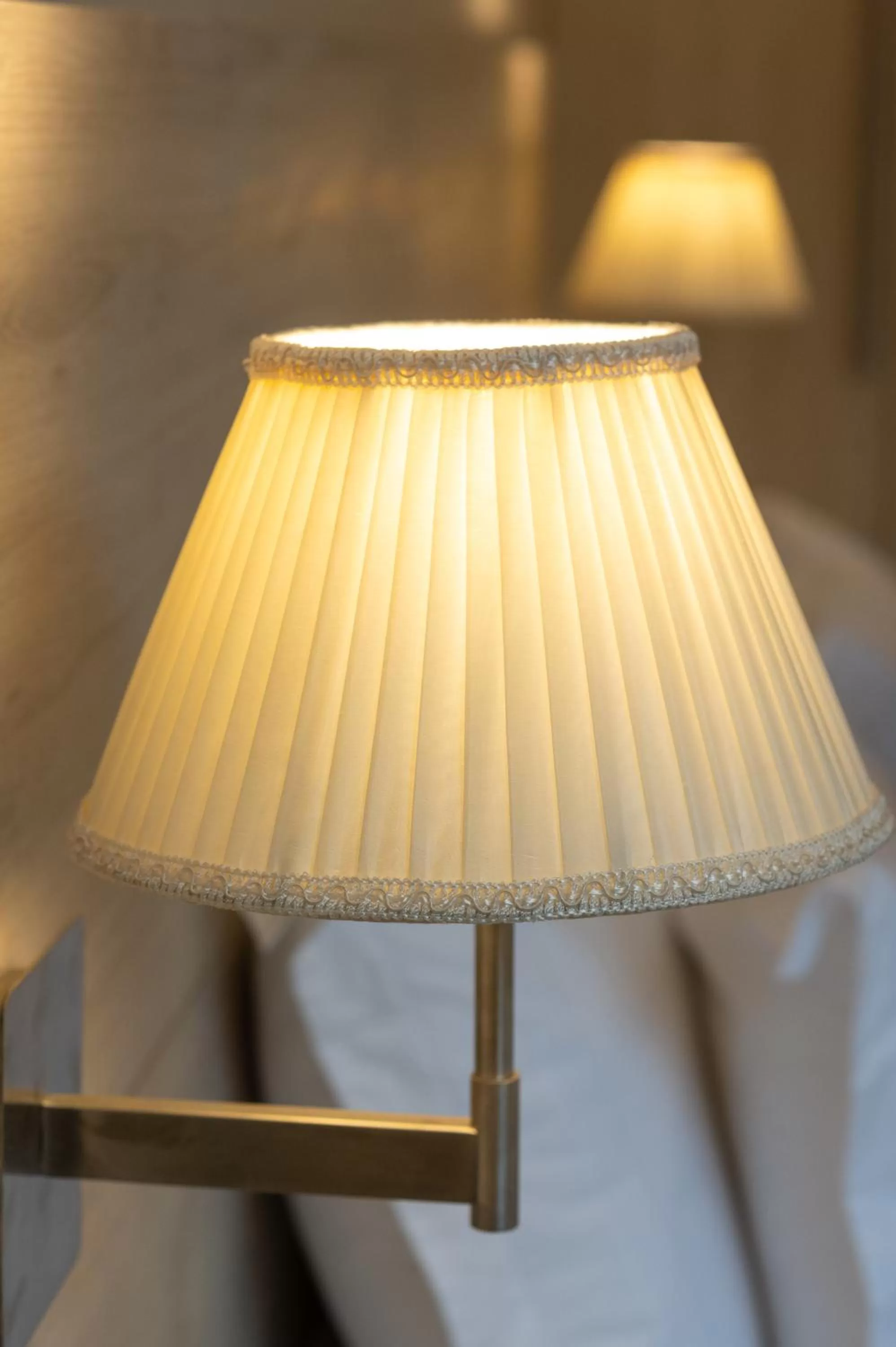 Decorative detail, Bed in Terrakotta Rishikesh