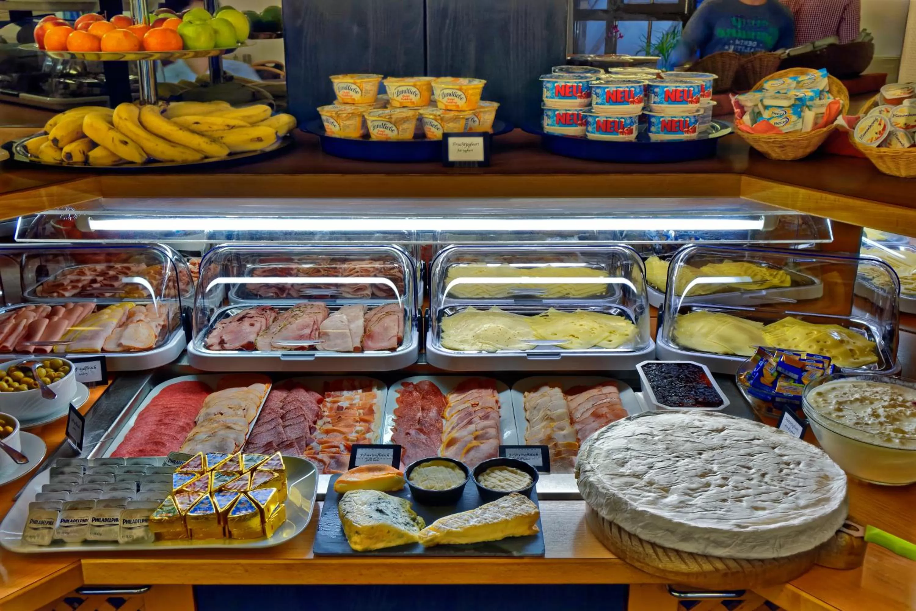 Buffet breakfast in Opera Hotel Köln