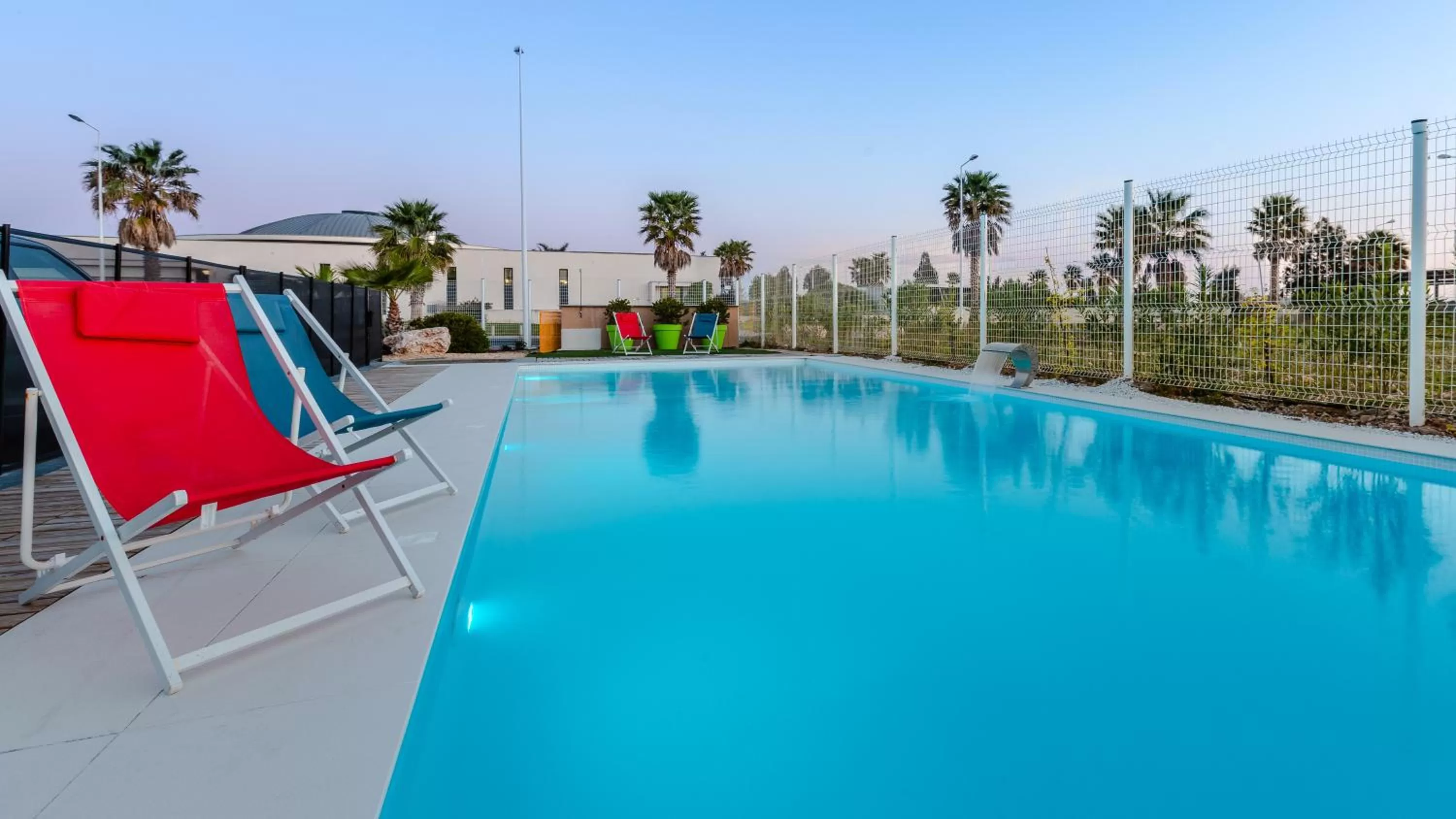 Garden in The Originals City, Hôtel Les Dômes, Perpignan Sud Saleilles