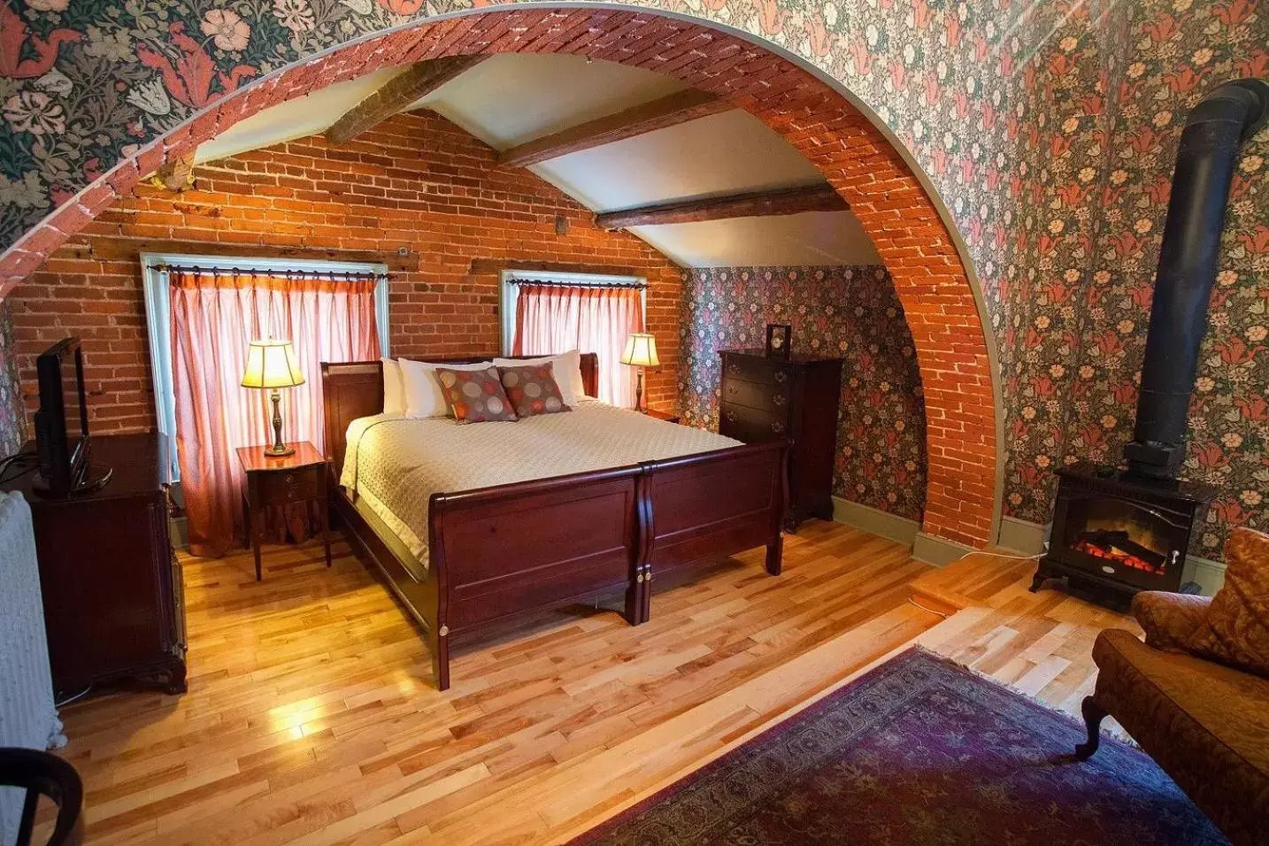 King Room in Fairholm Boutique Inns King Room in Fairholm Boutique Inns