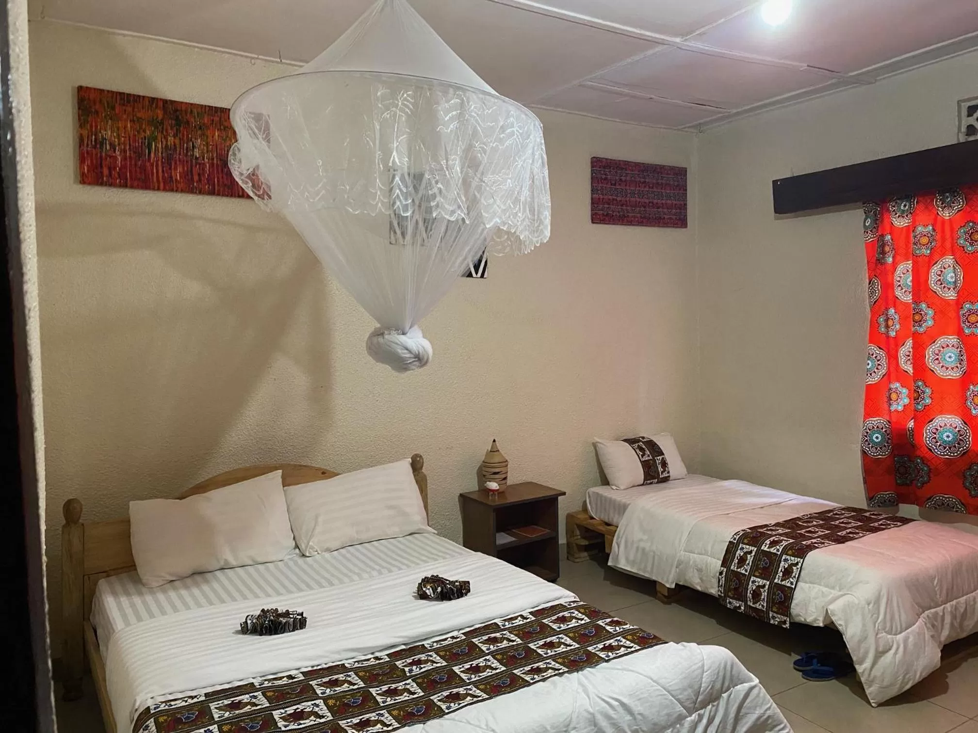Photo of the whole room in INZOZI AFRICA HOUSE B&B- Kacyiru