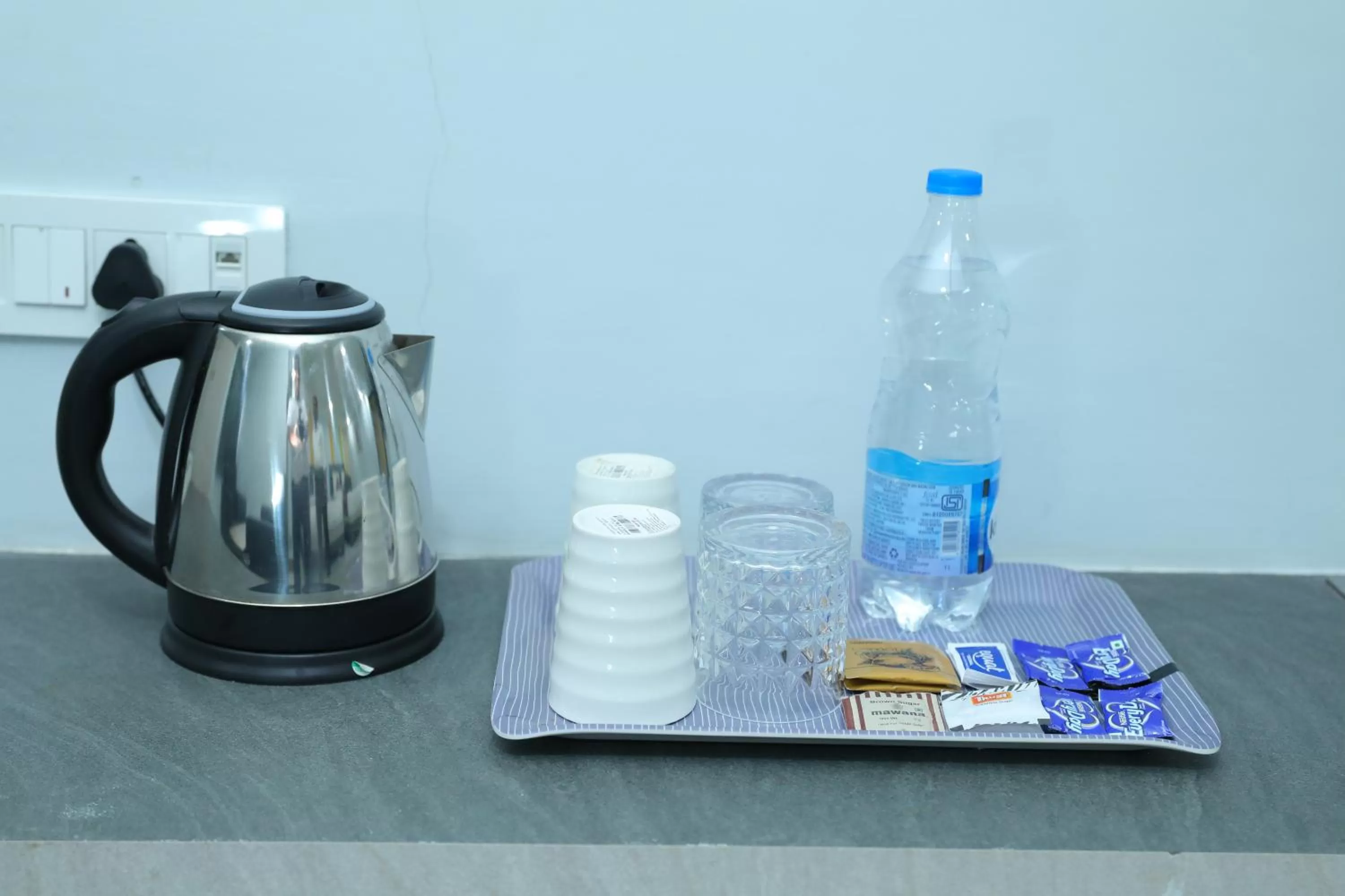 Coffee/tea facilities in HOTEL BLUE MOON