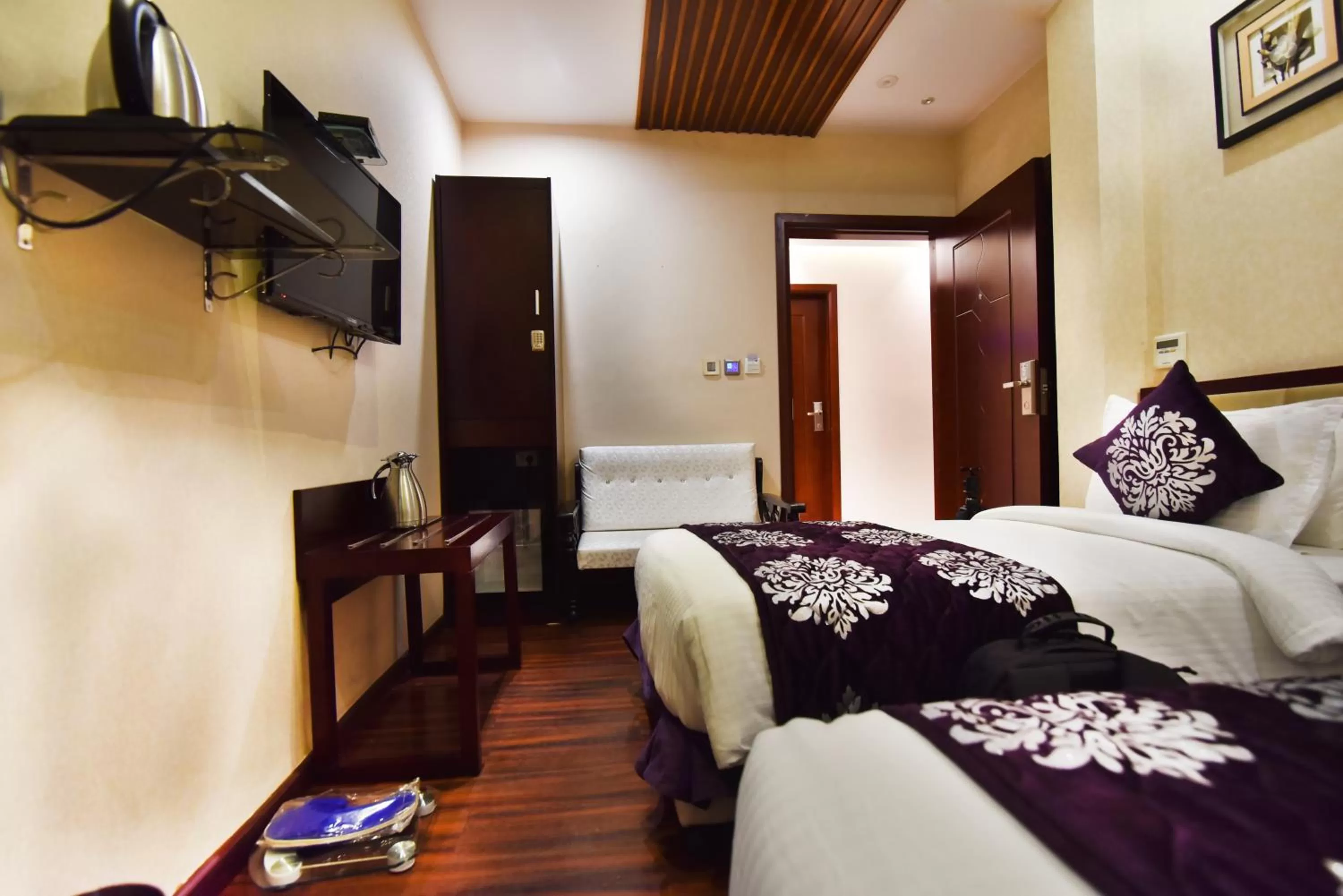 Decorative detail, Bed in Hotel Kama International