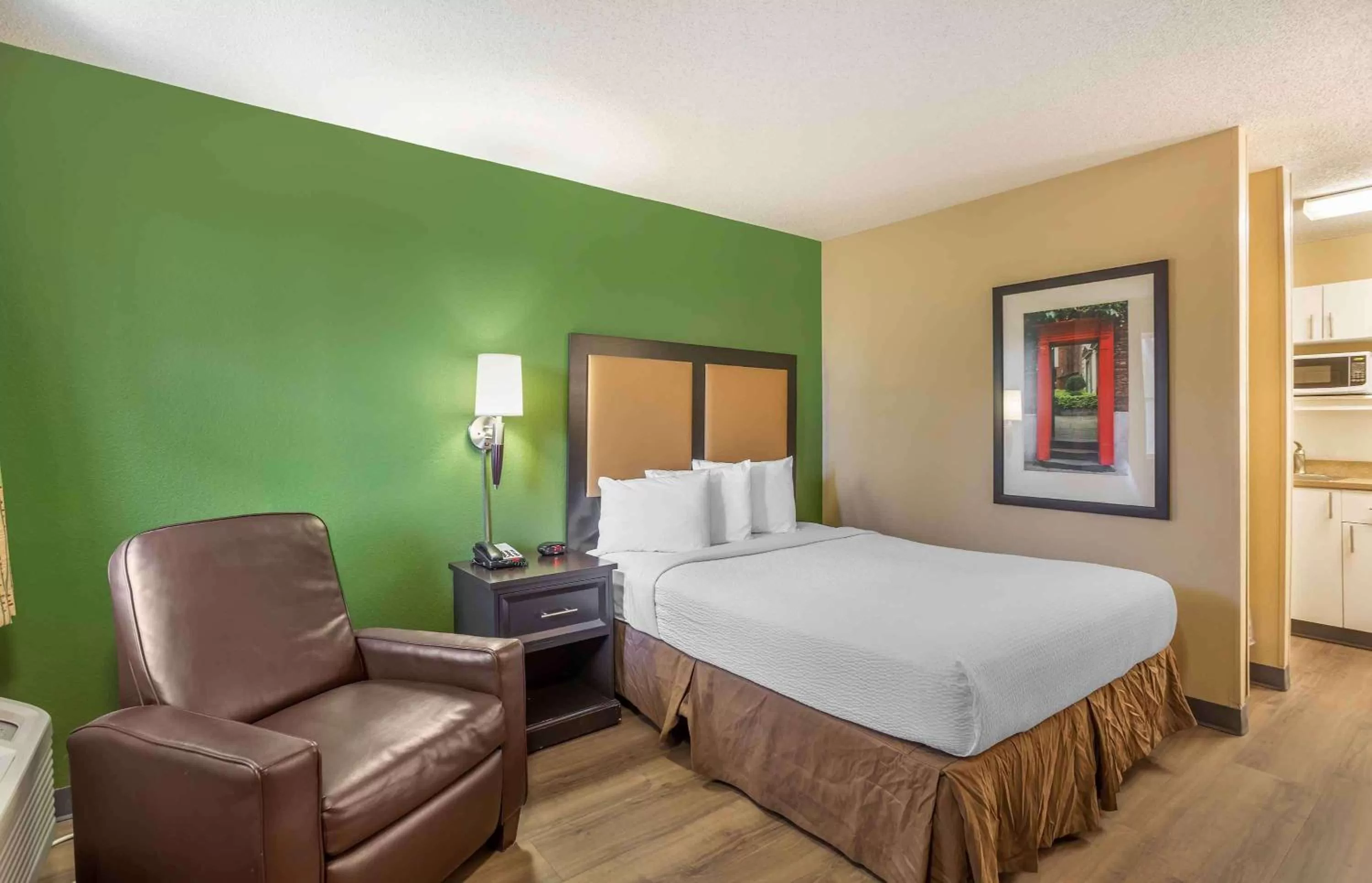 Bedroom, Bed in Extended Stay America Suites - Nashville - Brentwood - South