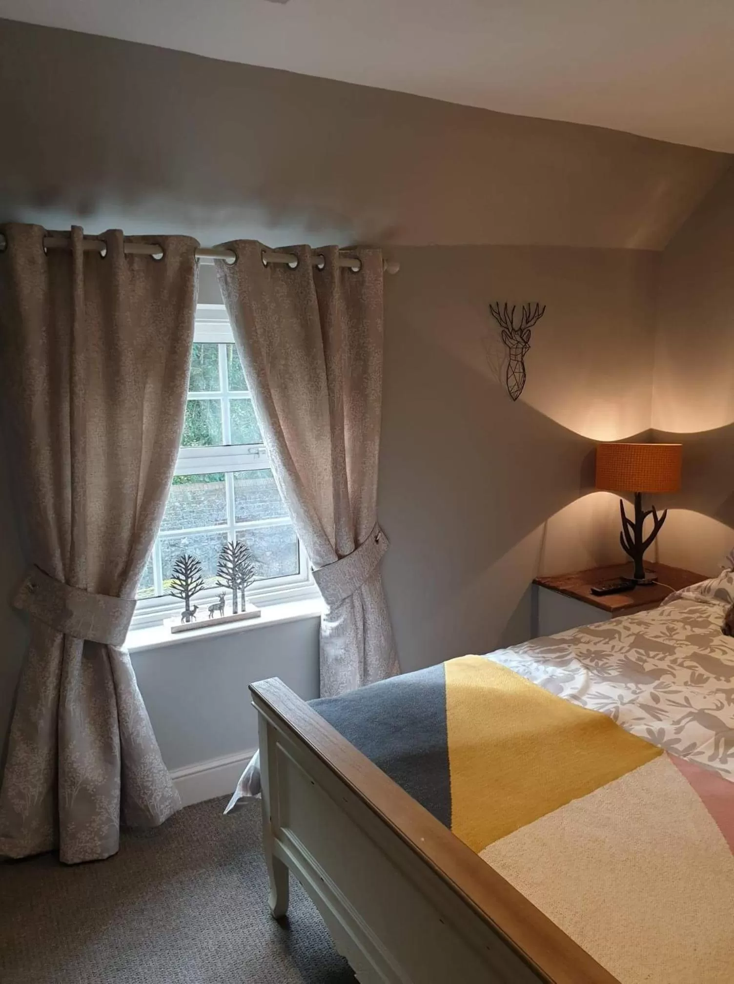 Bed in The Horse Inn Hurst