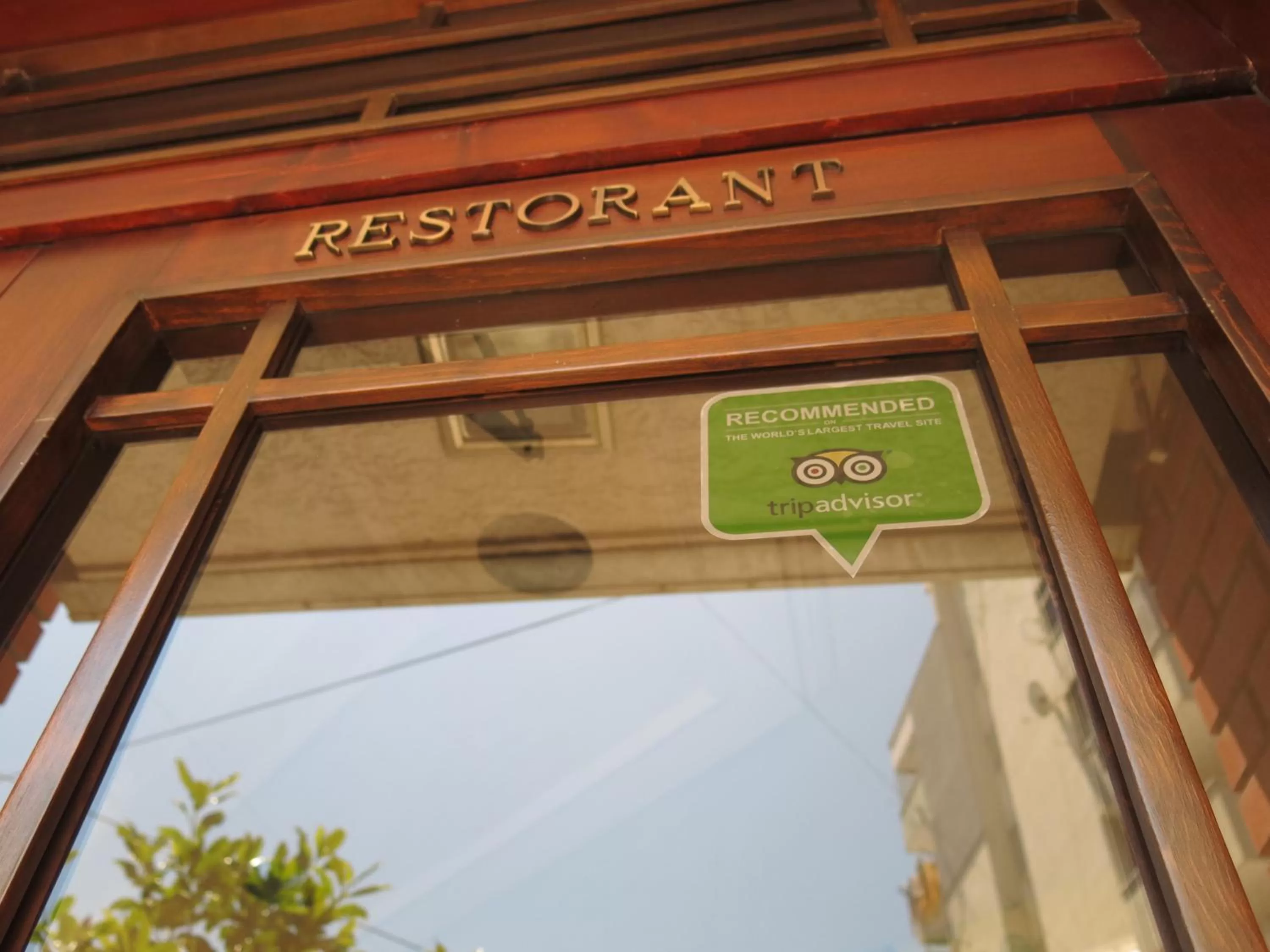 Restaurant/places to eat in Hotel Lido